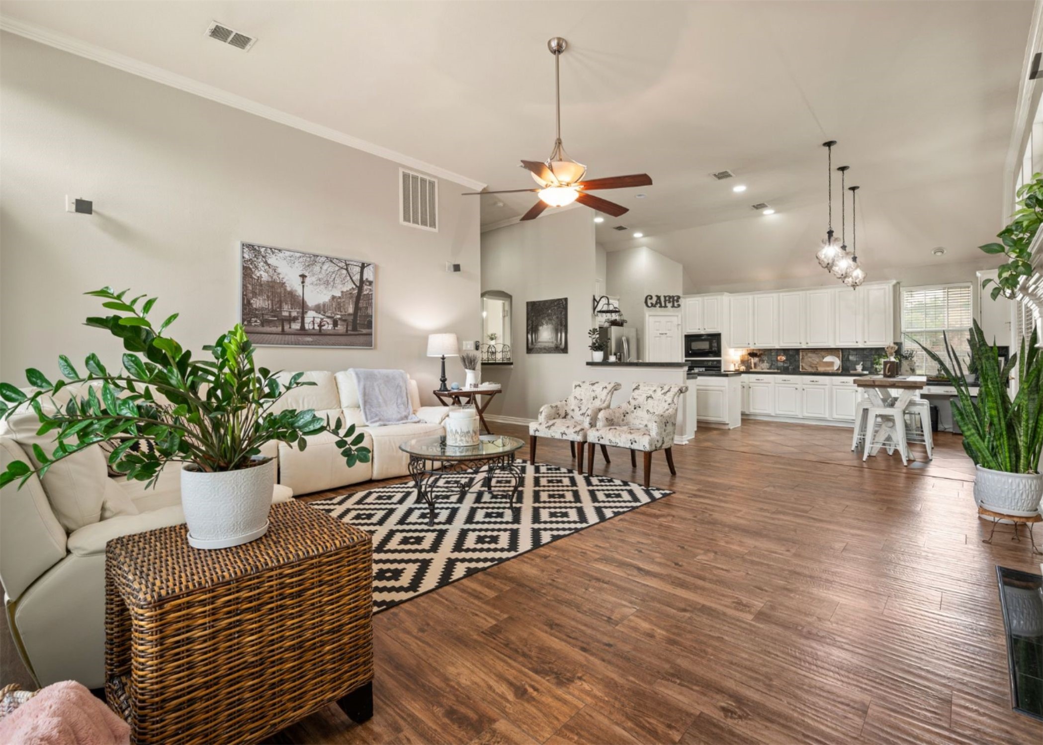 2541 Sir Tristram Lane