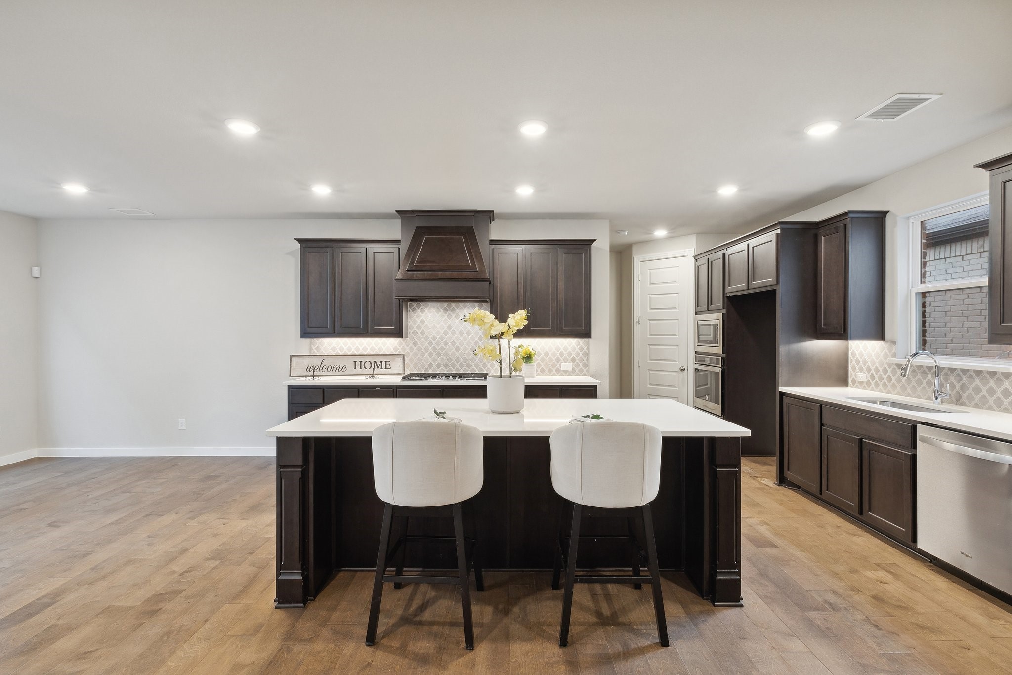 3537 W Cheney Avenue