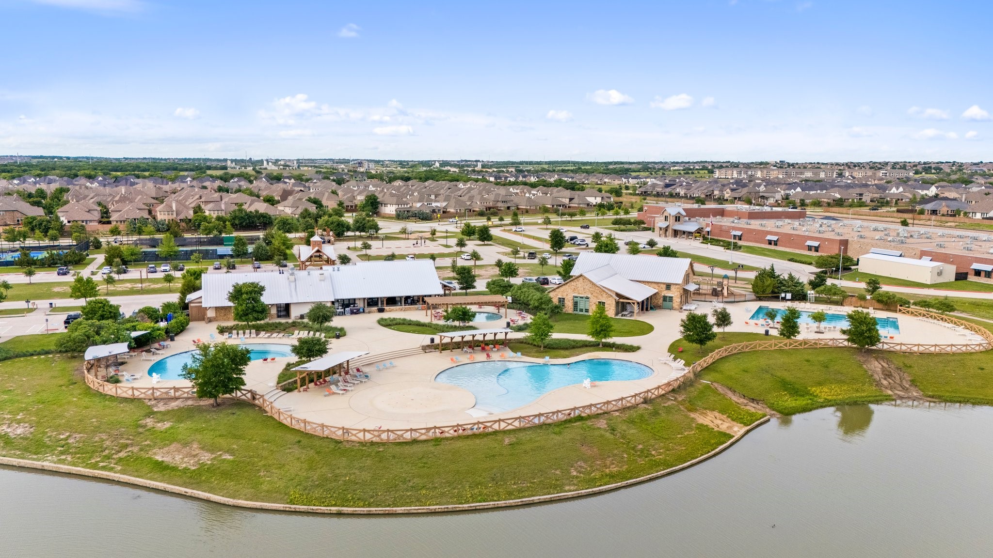 3537 W Cheney Avenue