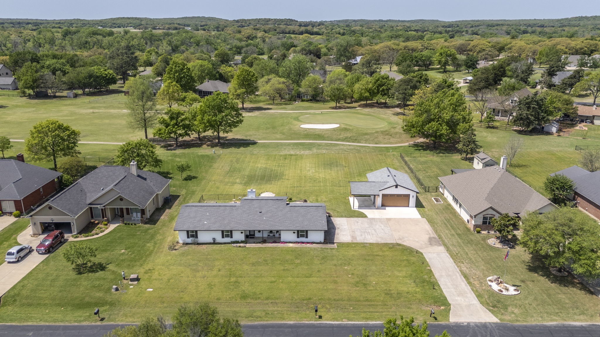 211 Cayuga Trail