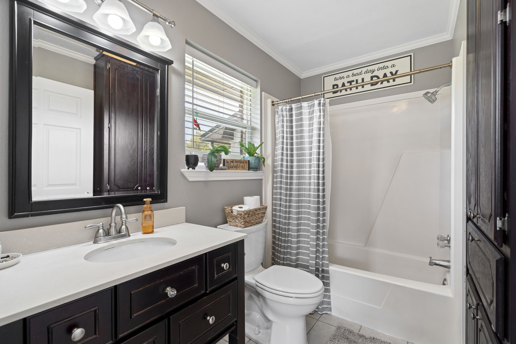 211 Cayuga Trail
