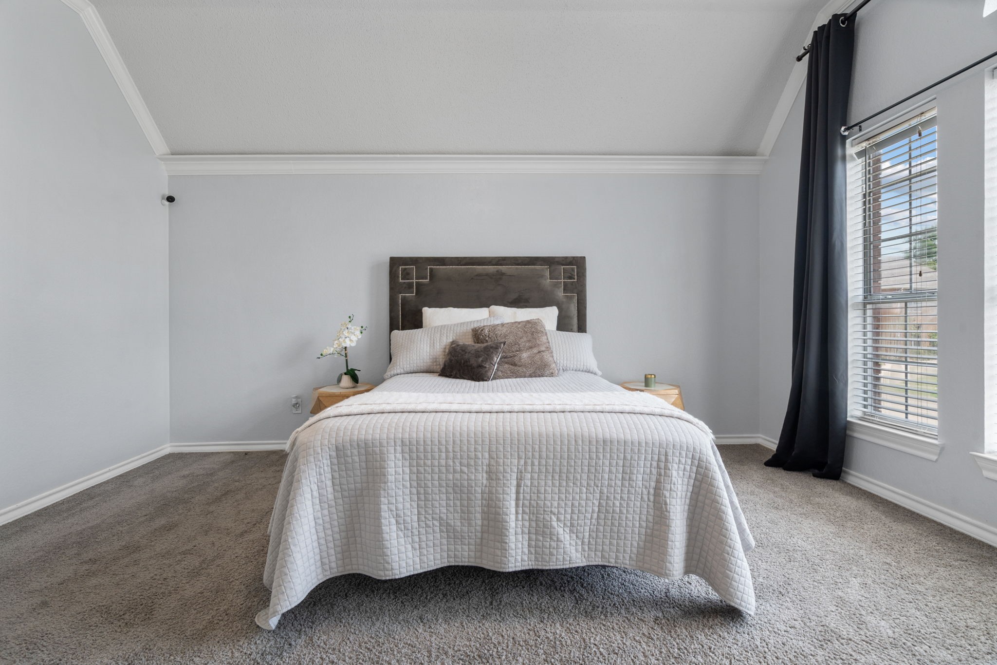 8347 Mountainview Drive