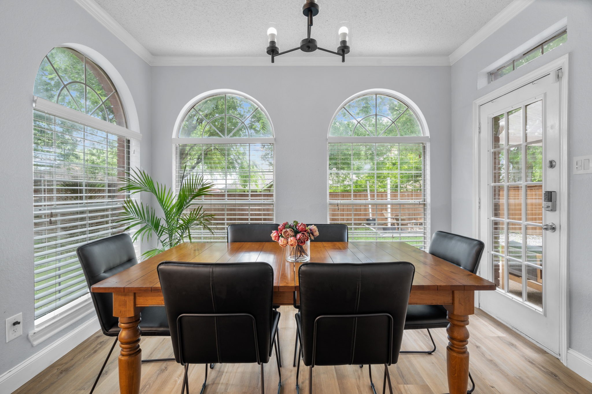 8347 Mountainview Drive