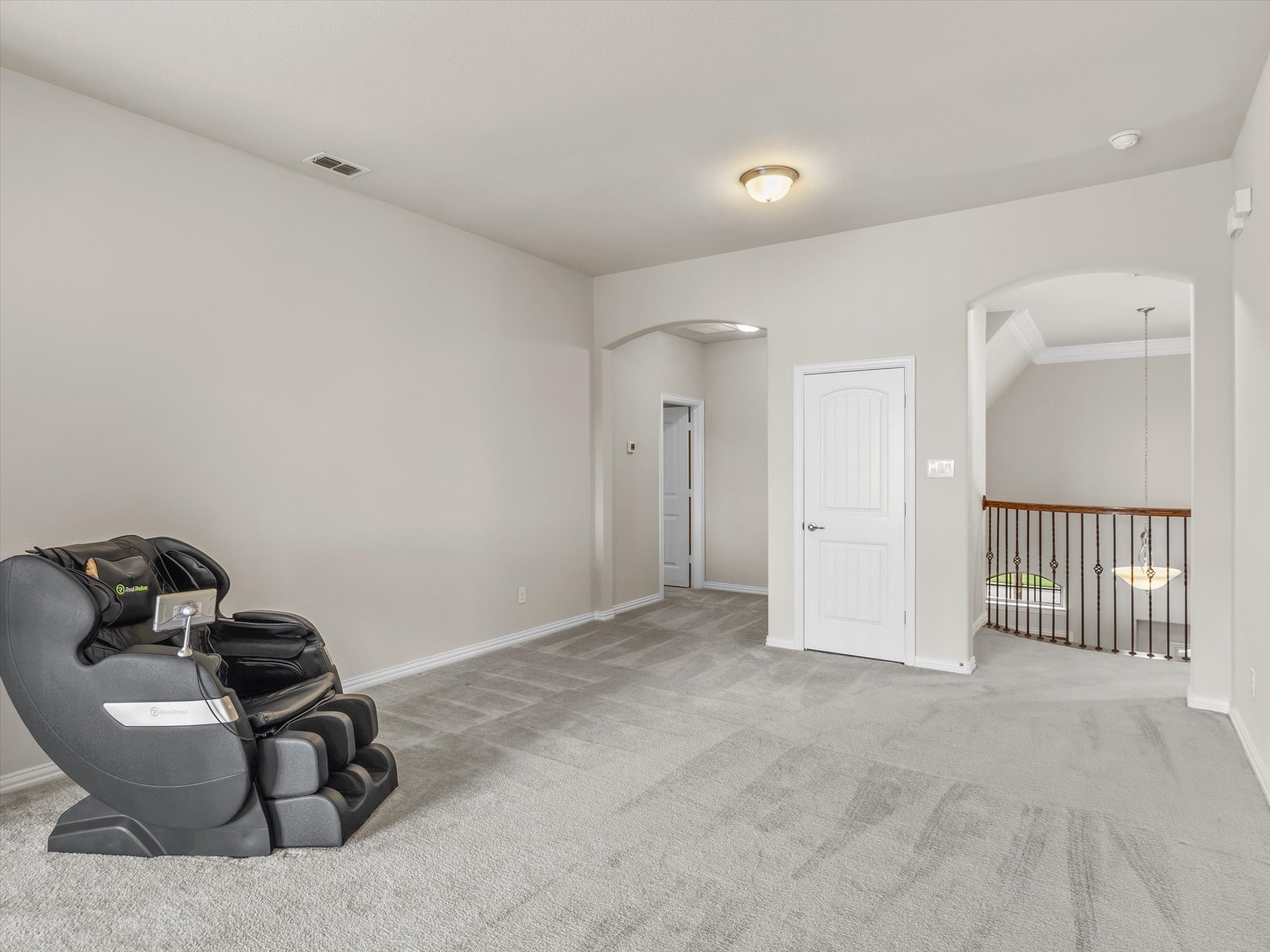 1221 Clearwater Drive