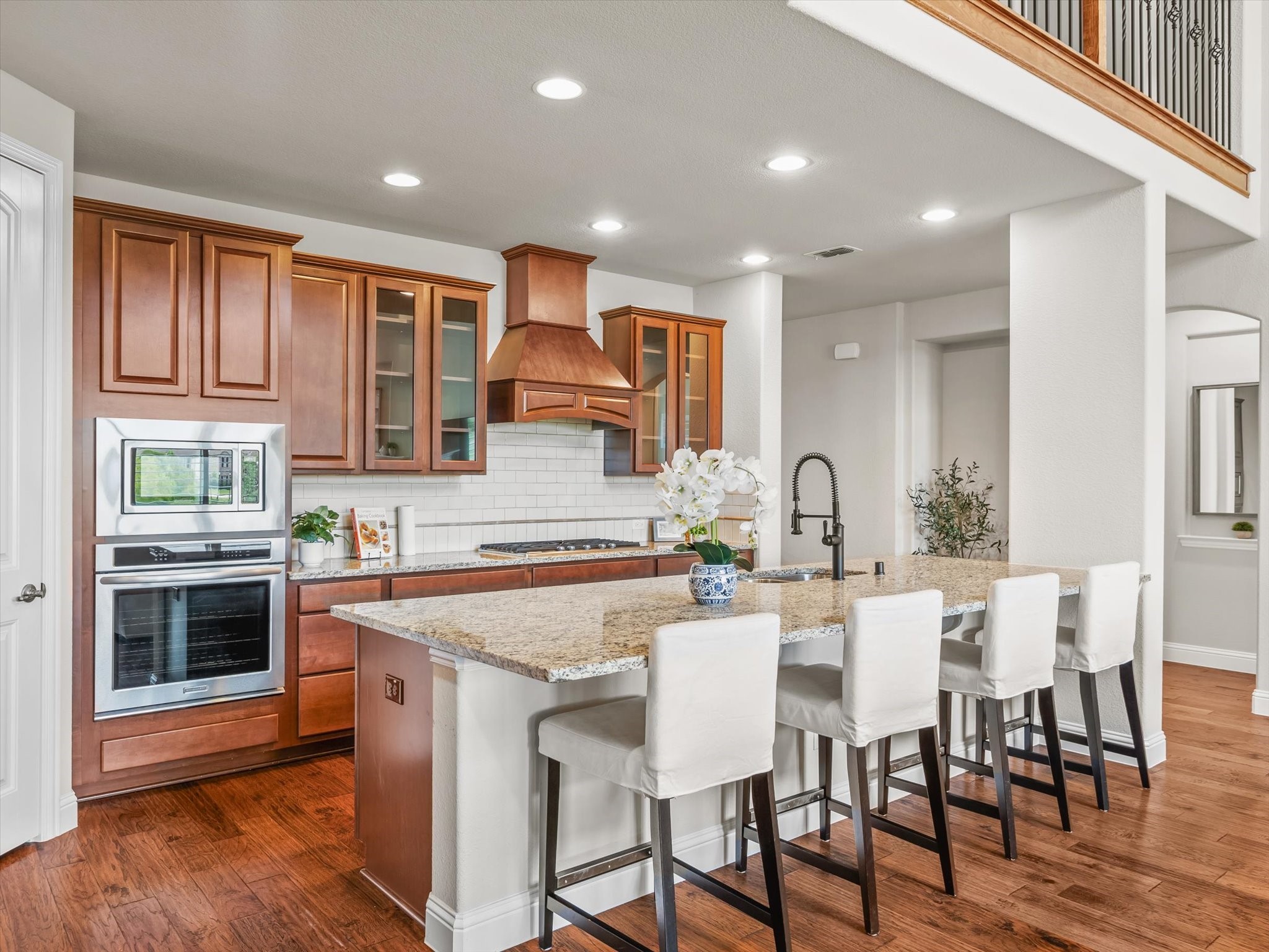 1221 Clearwater Drive