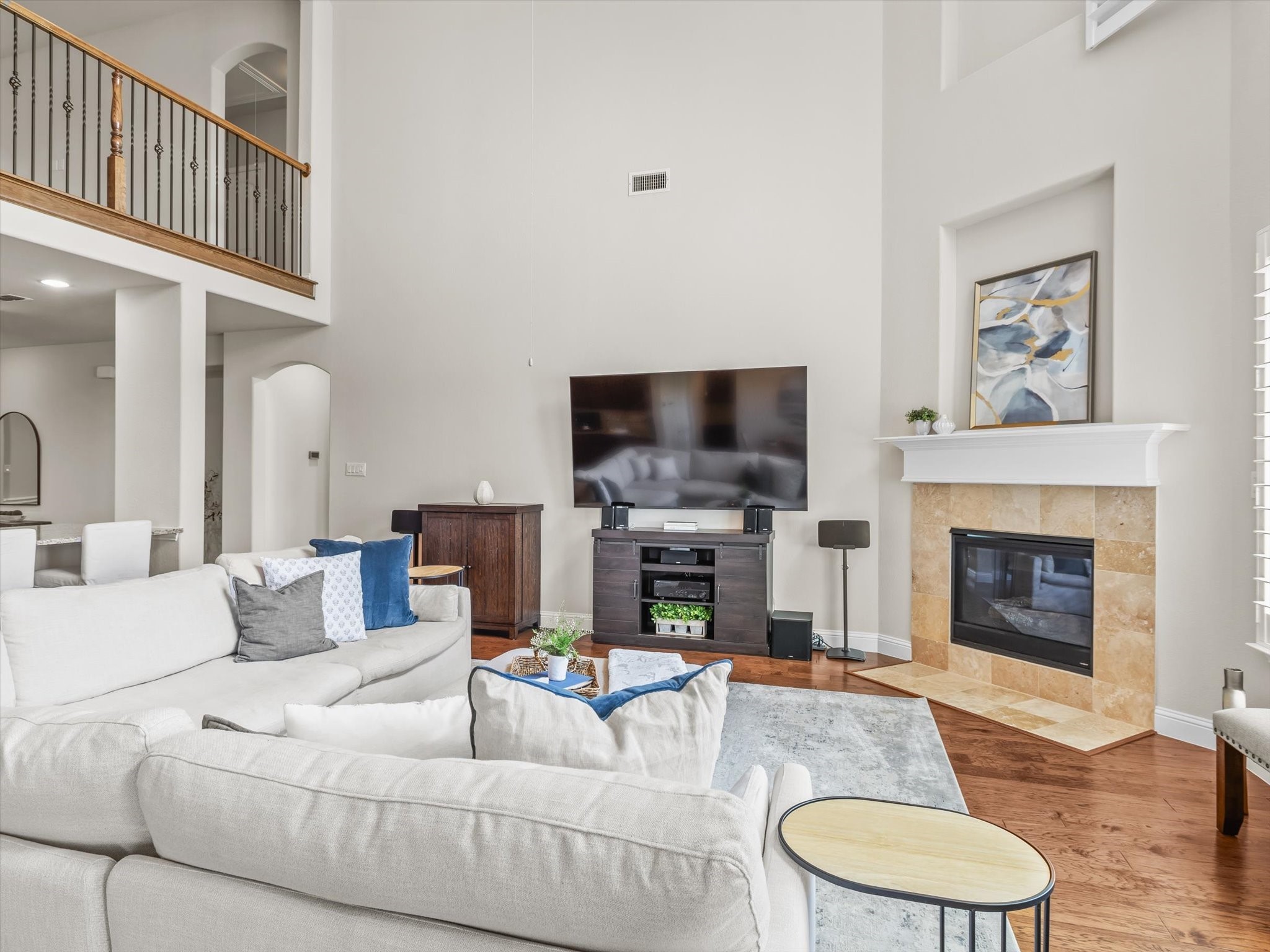 1221 Clearwater Drive