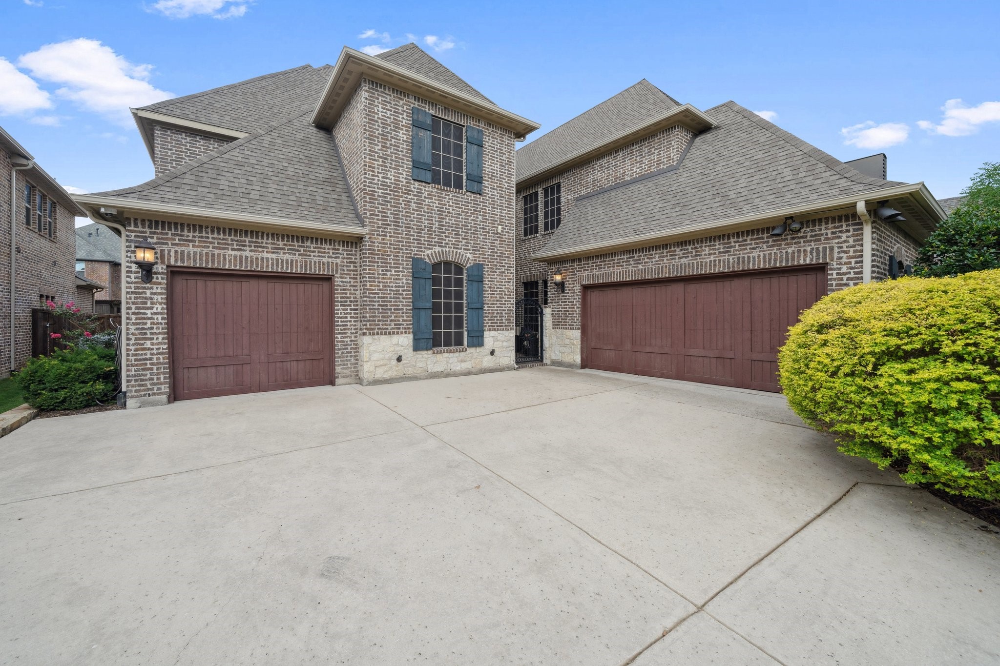 4652 Man O War Road