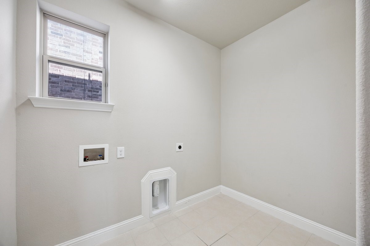 1709 Meadow Trail Lane