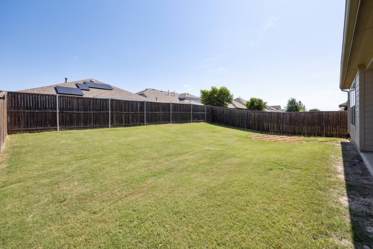 1709 Meadow Trail Lane