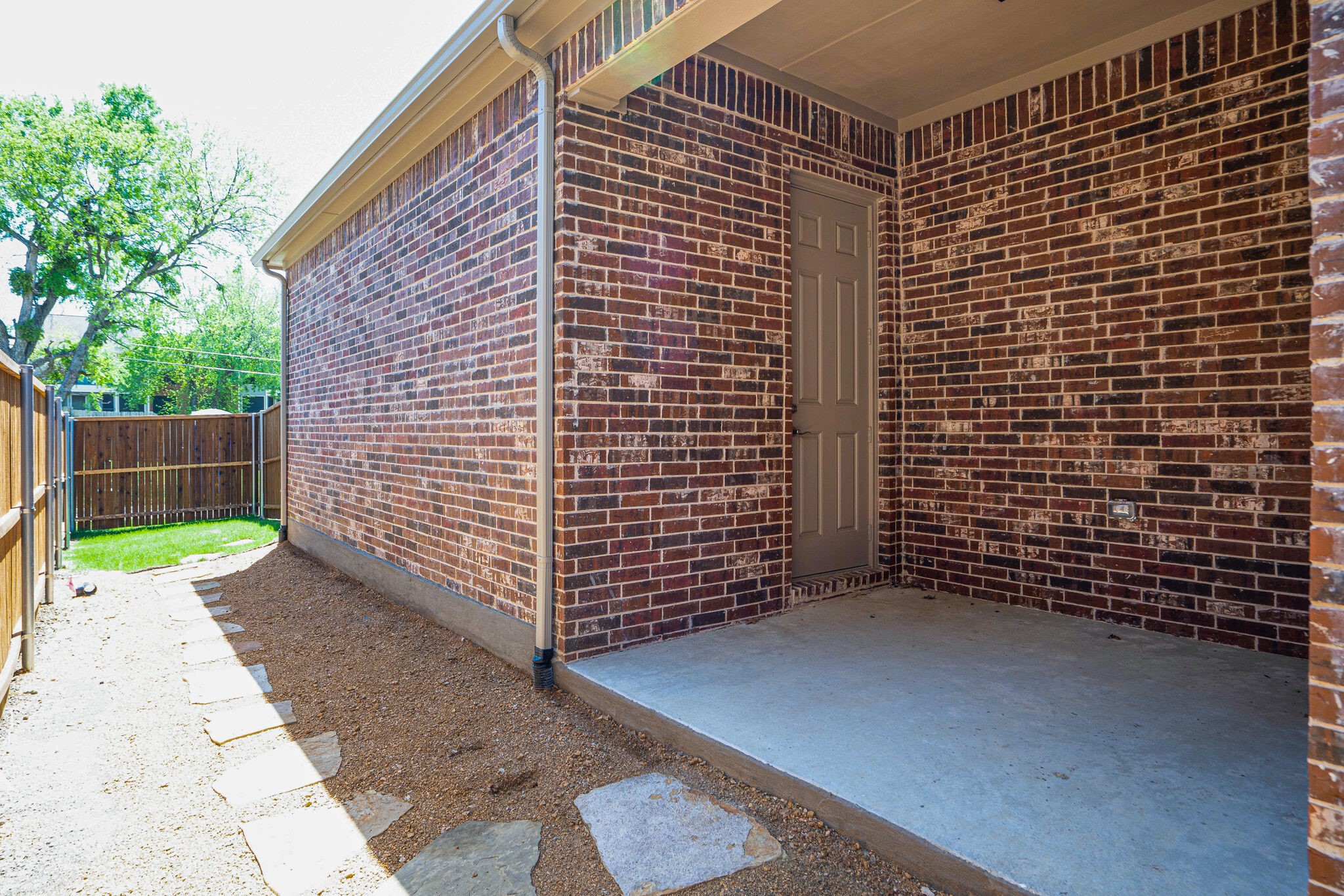 160 Mccartt Drive
