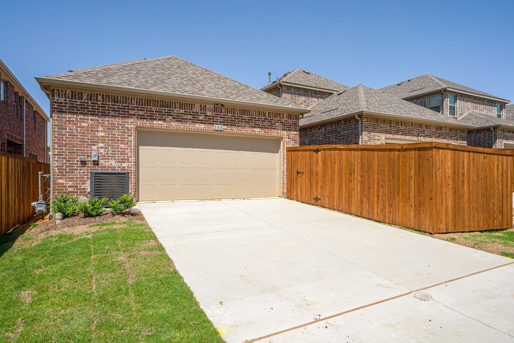 160 Mccartt Drive
