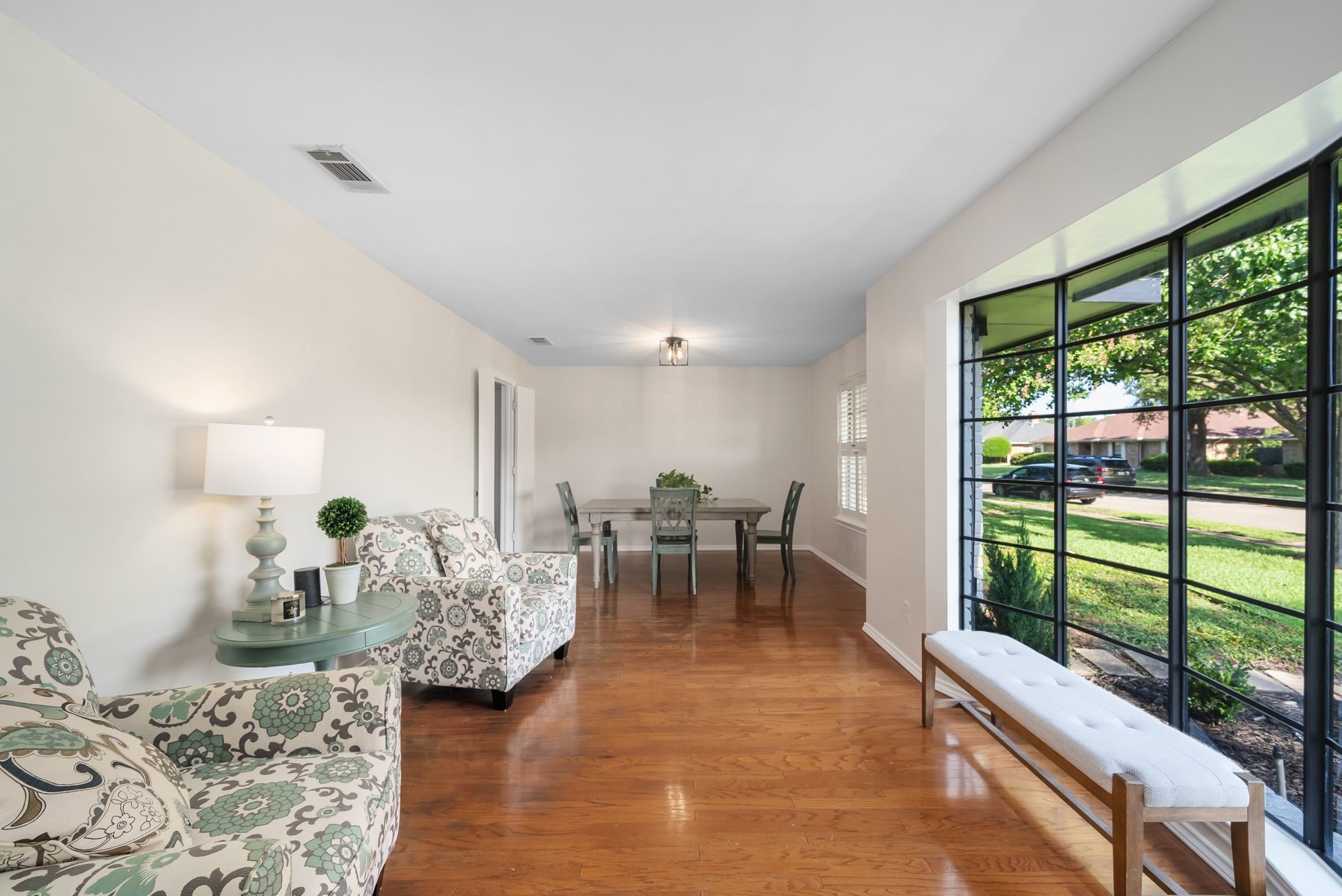 1114 Rainbow Drive