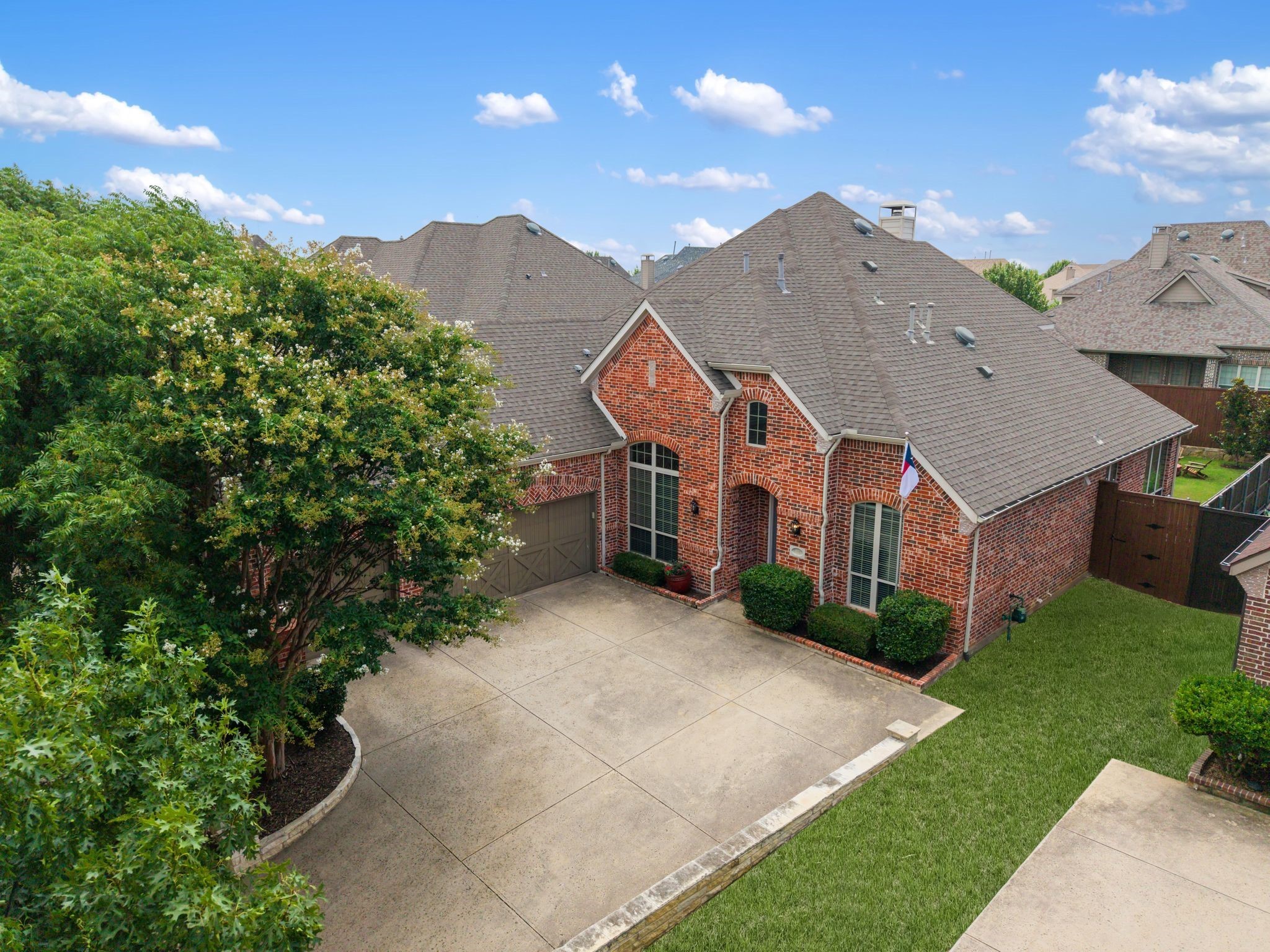14883 Foxbriar Lane