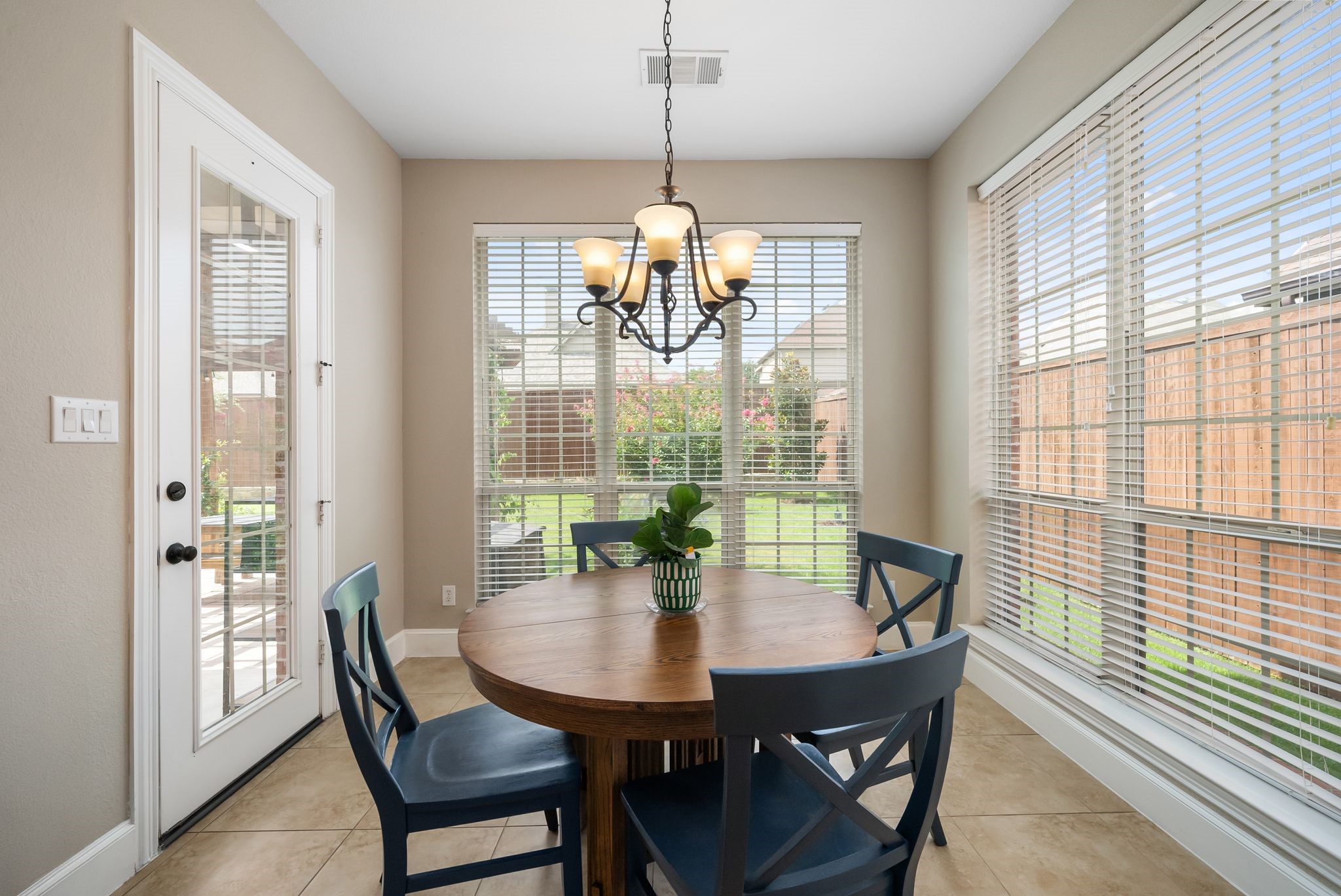 14883 Foxbriar Lane