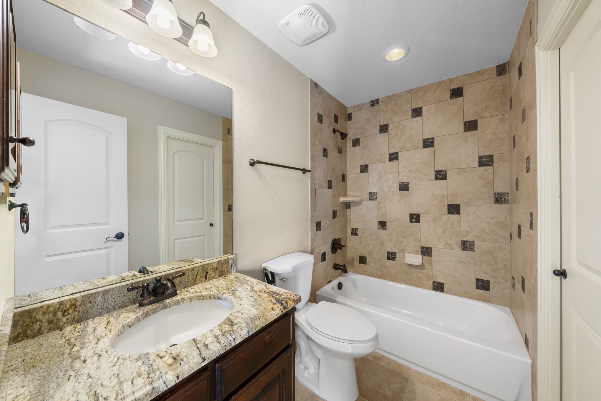 4012 Glenhurst Lane