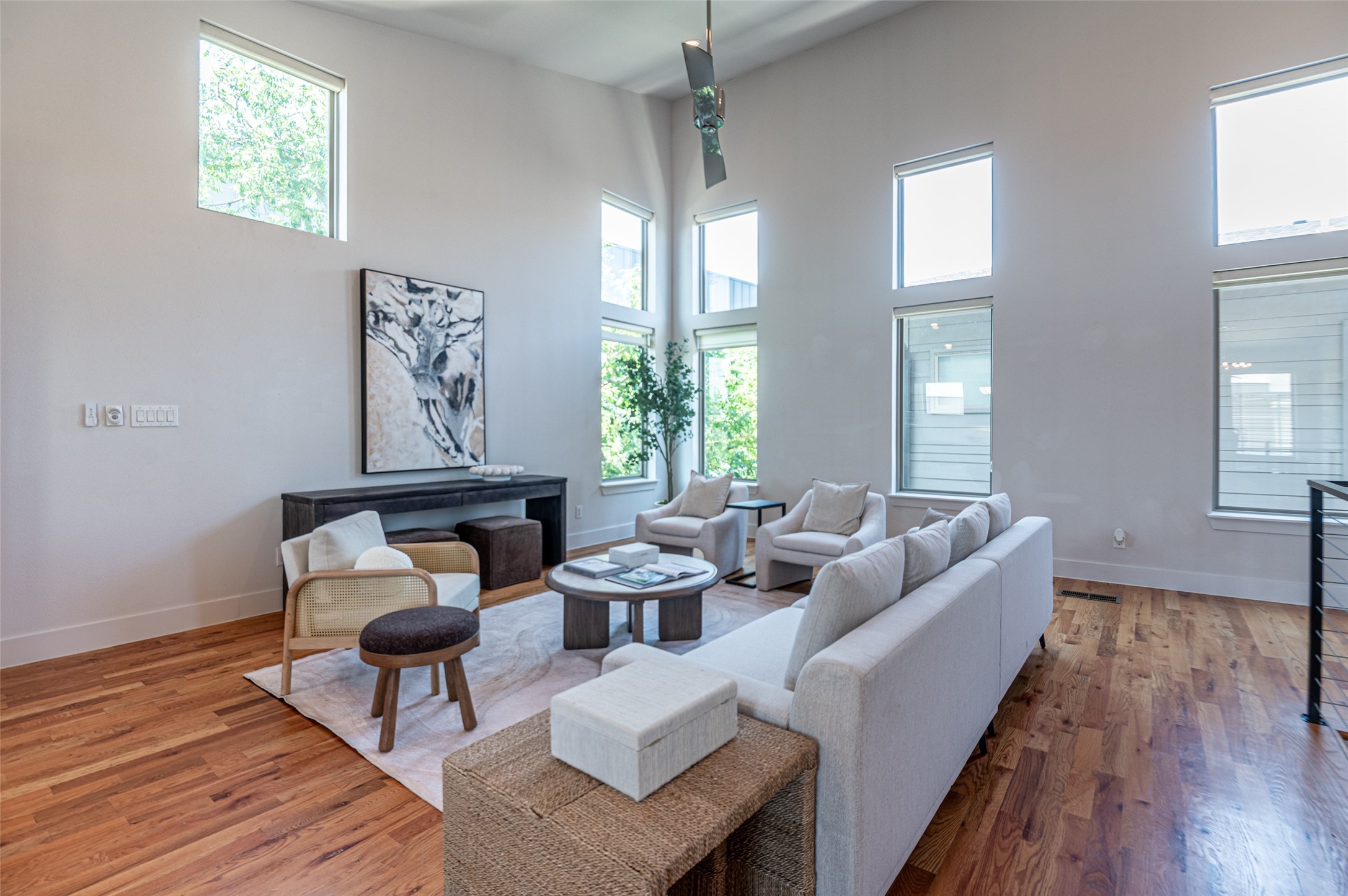 2421 N Garrett Avenue 3
