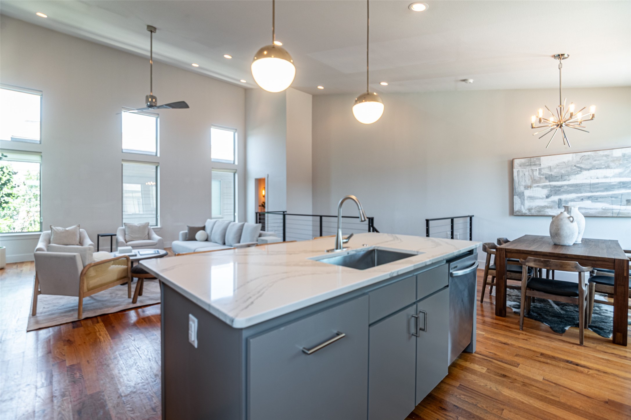 2421 N Garrett Avenue 3