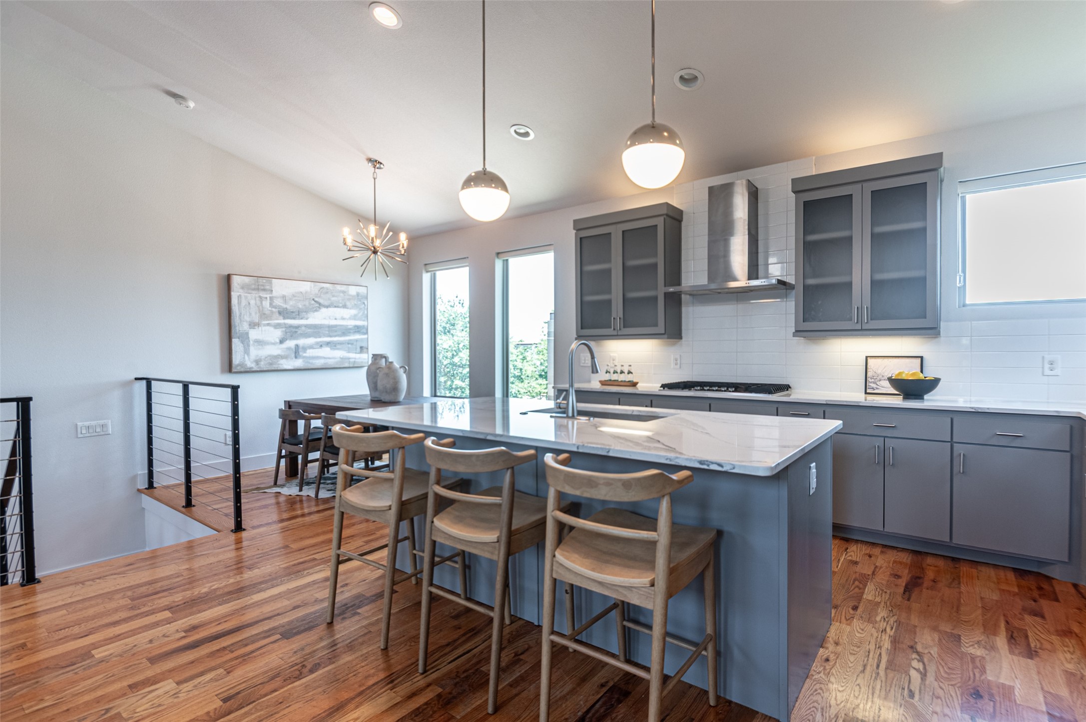 2421 N Garrett Avenue 3