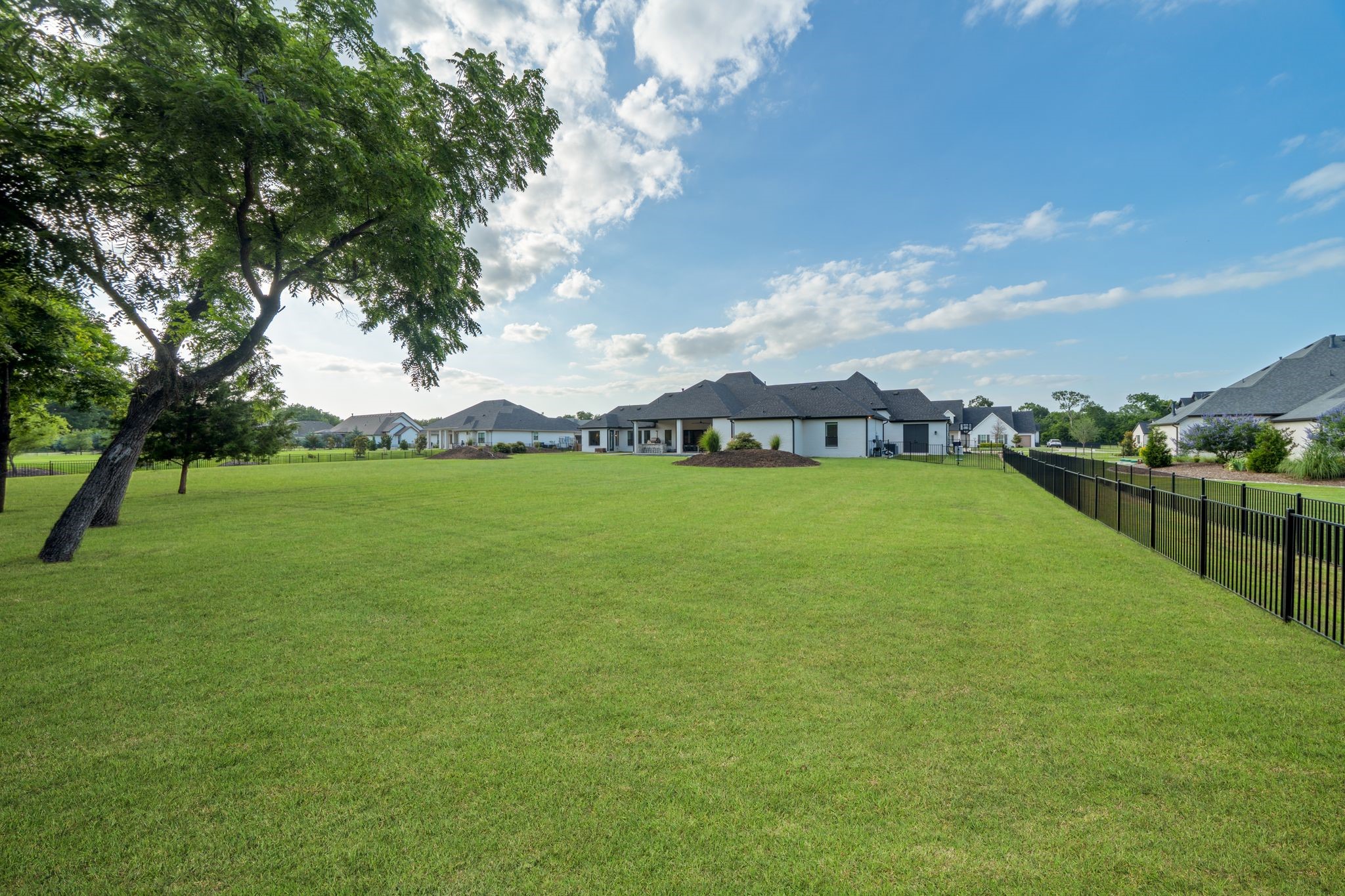 2095 Honey Lane