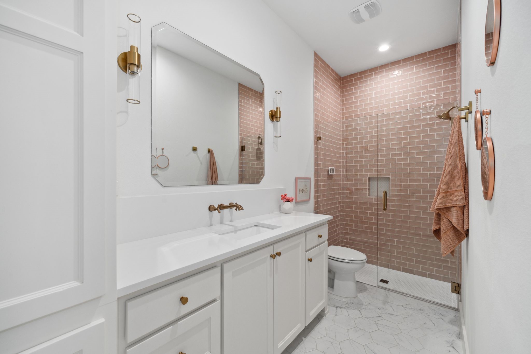 2095 Honey Lane