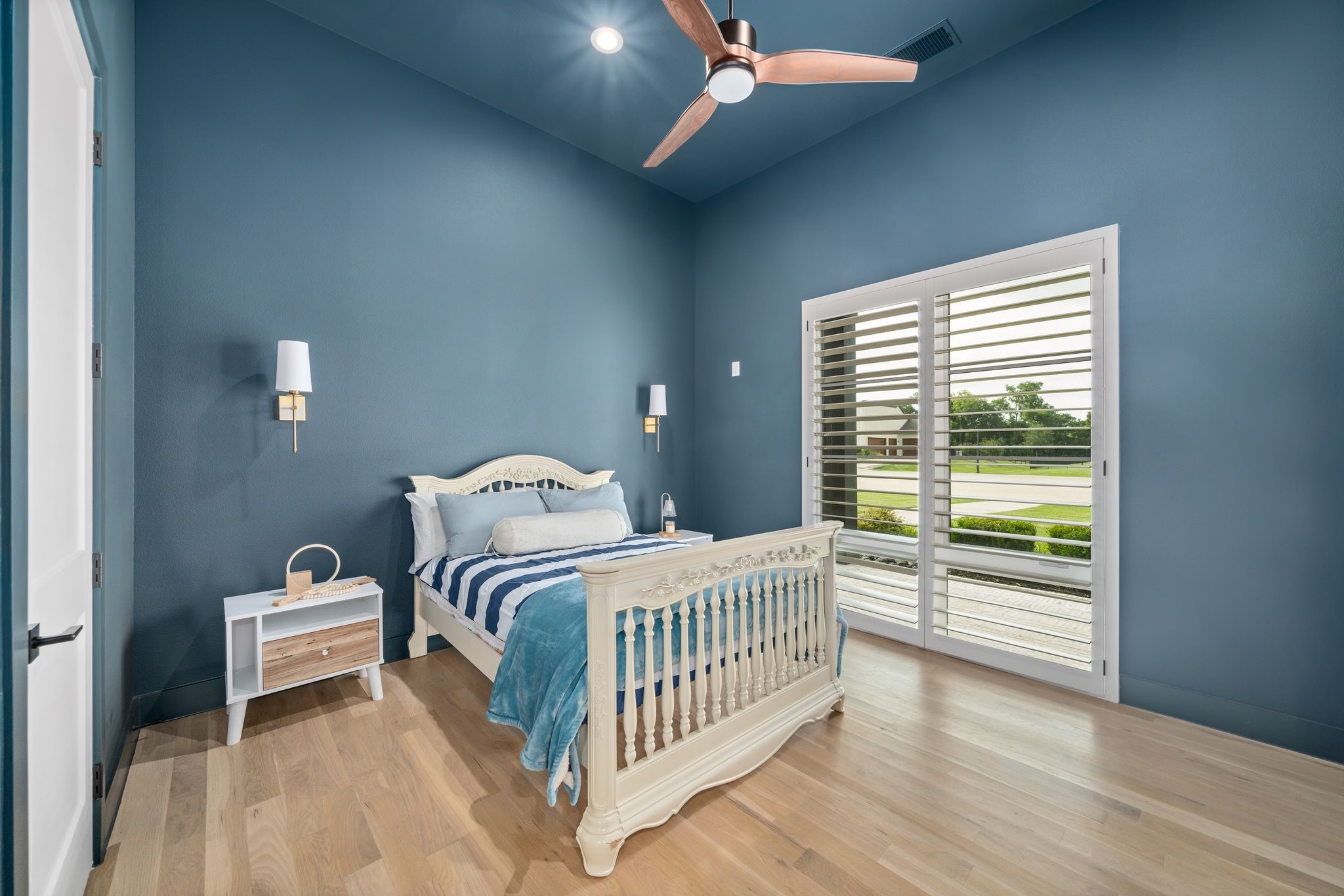 2095 Honey Lane