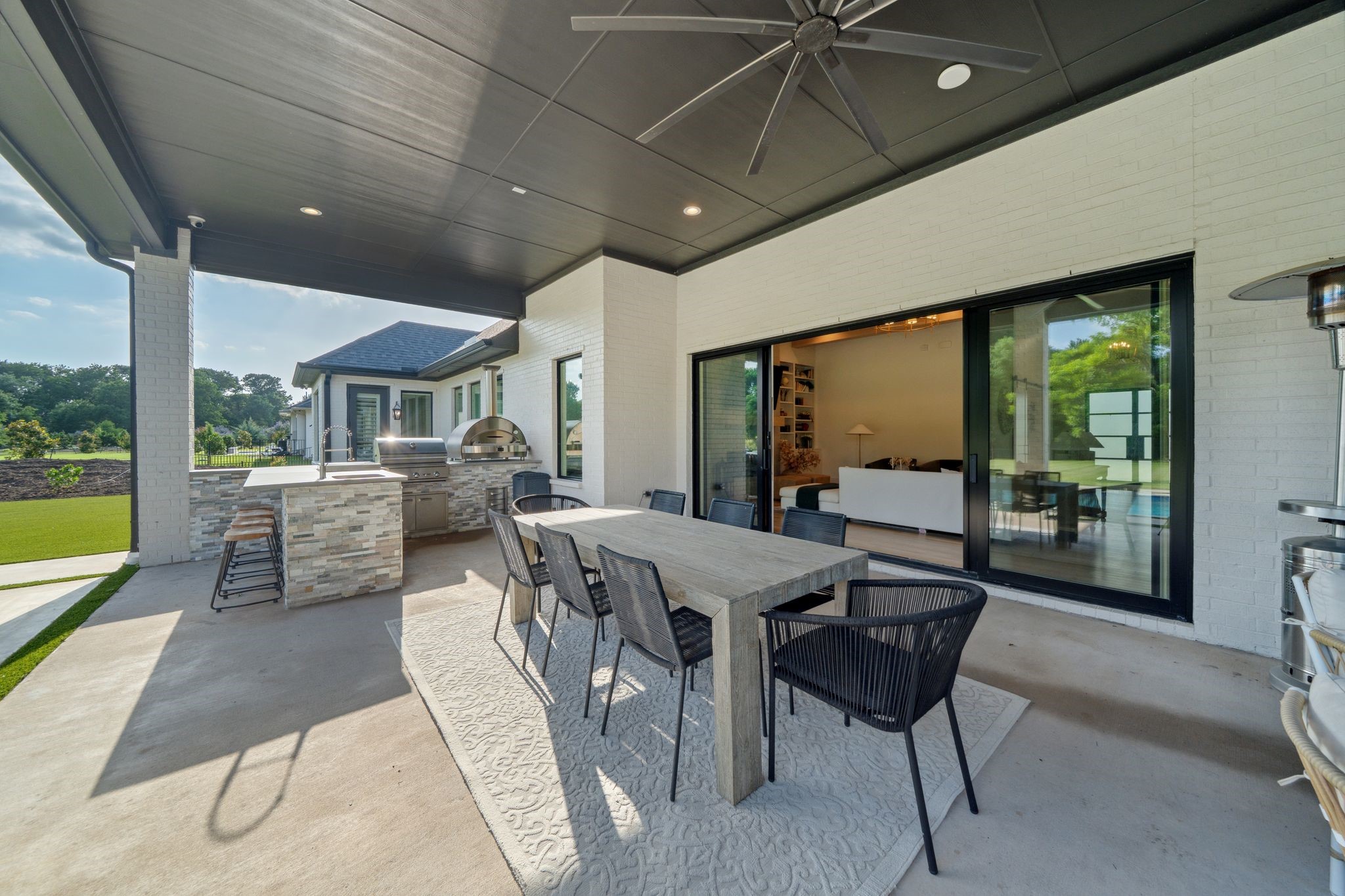 2095 Honey Lane