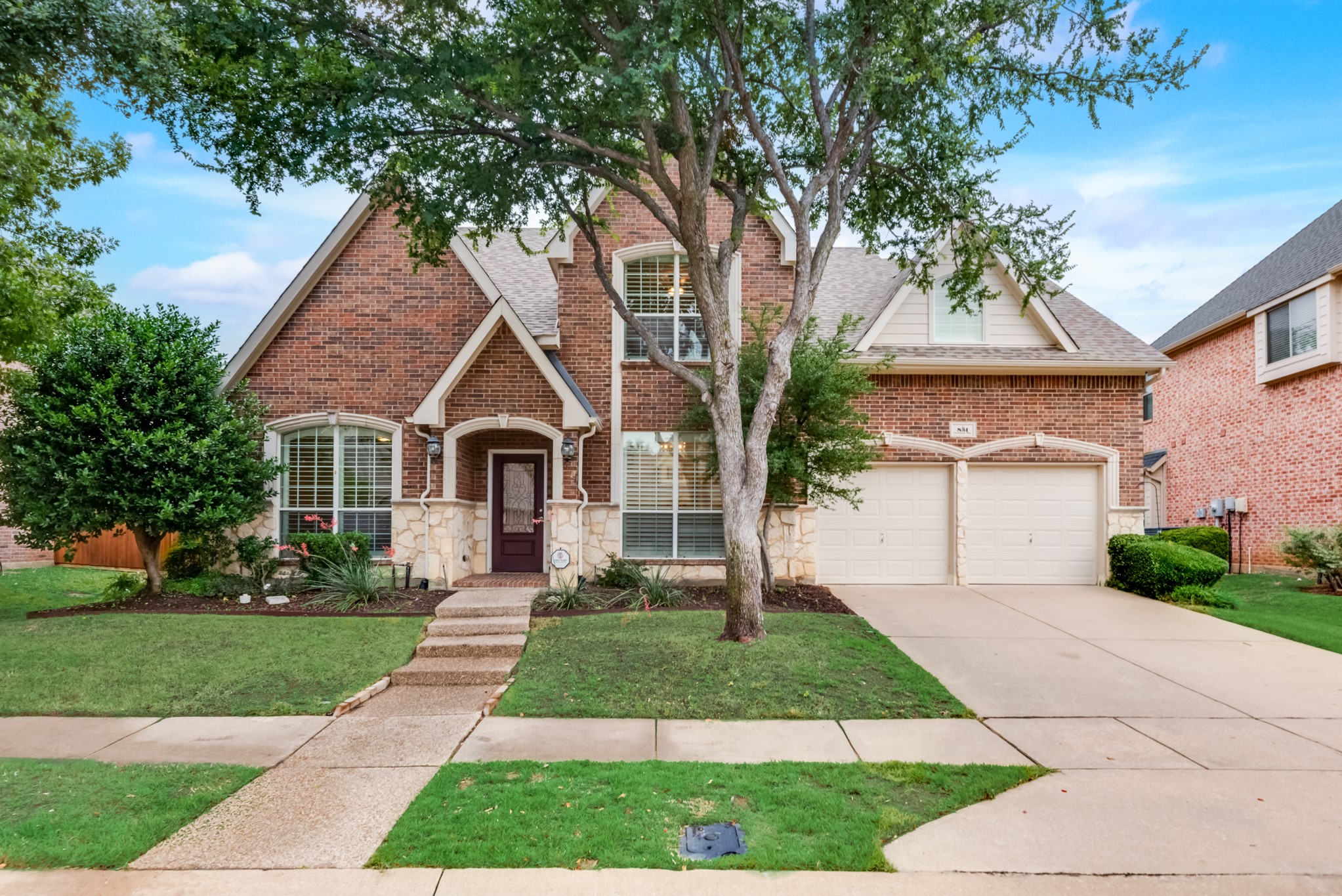 851 Carolina Way