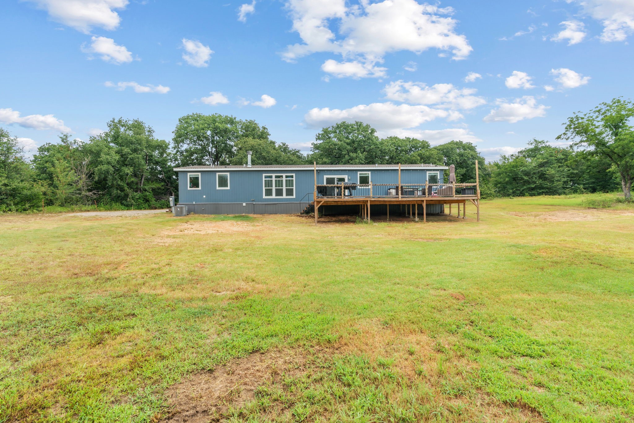 1337 County Road 211