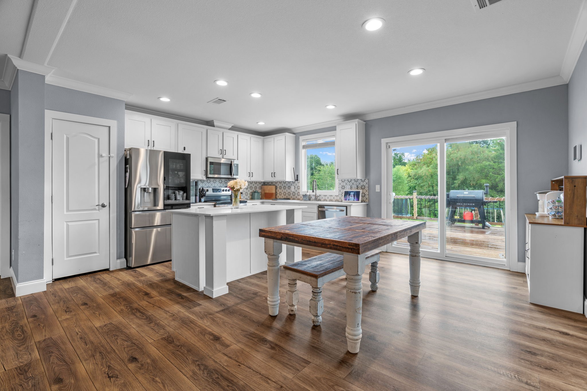 1337 County Road 211