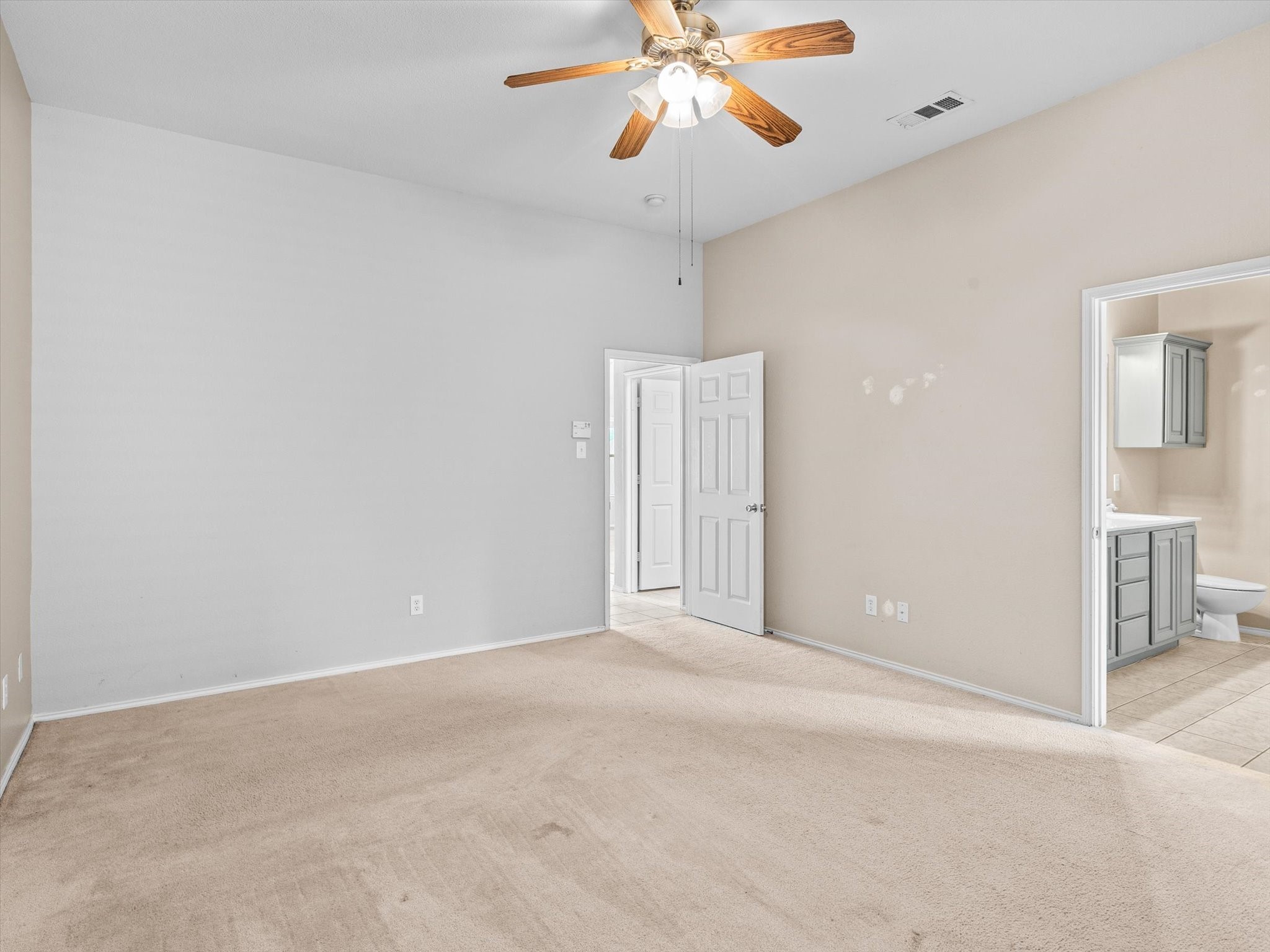 5113 Sweetgum Court