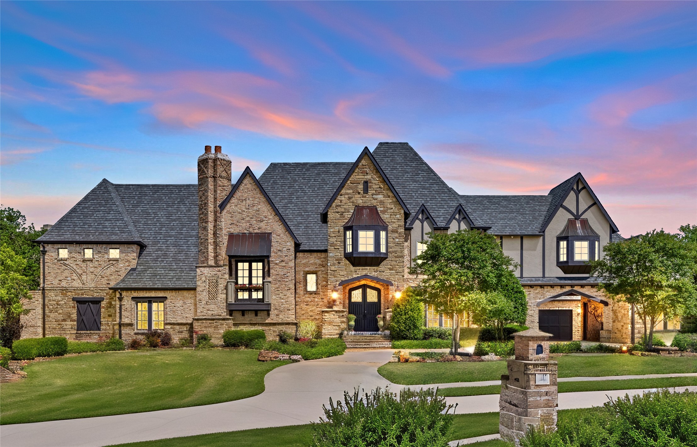 1237 Wales Drive