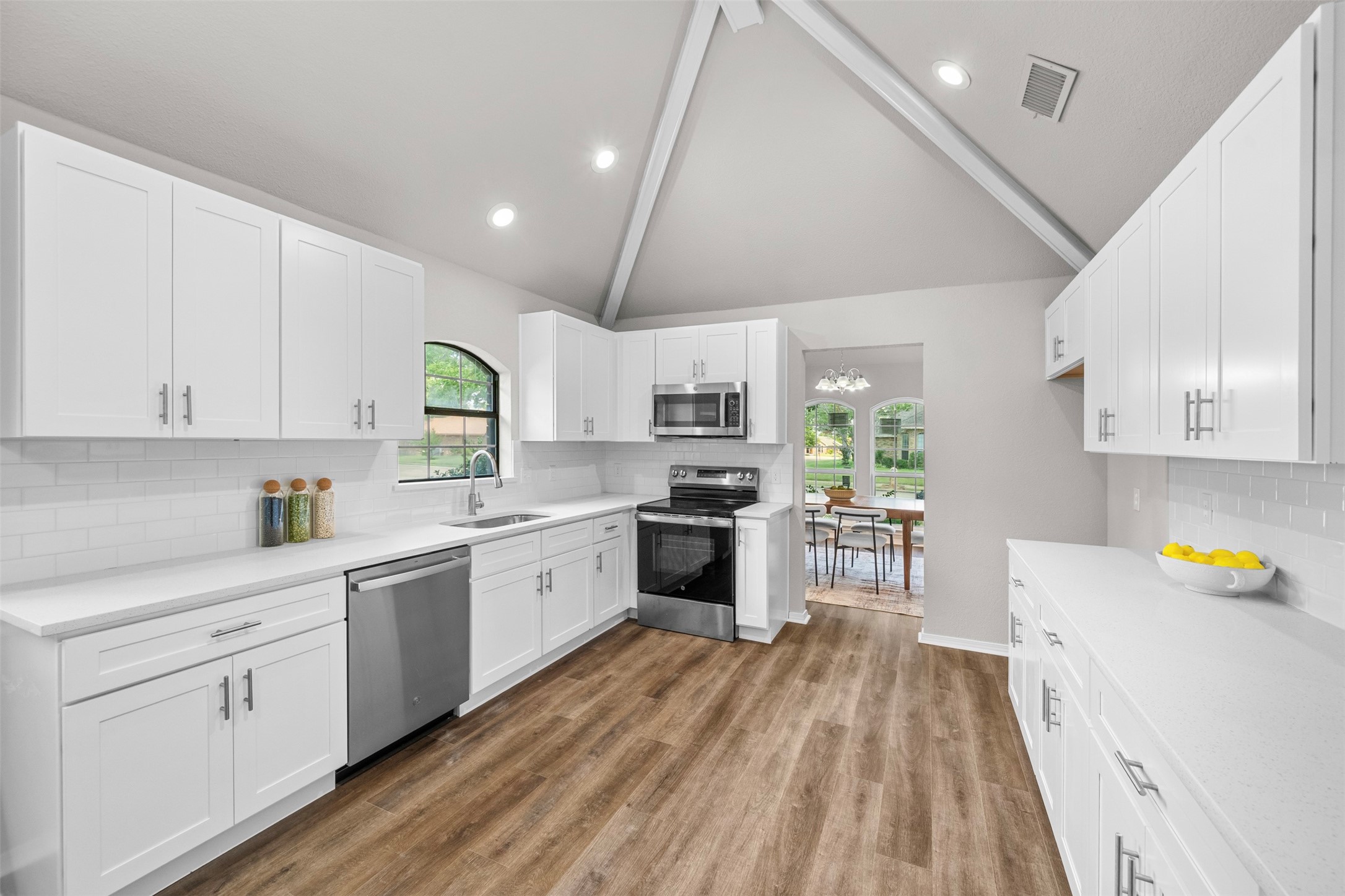 515 N Winding Oaks Drive