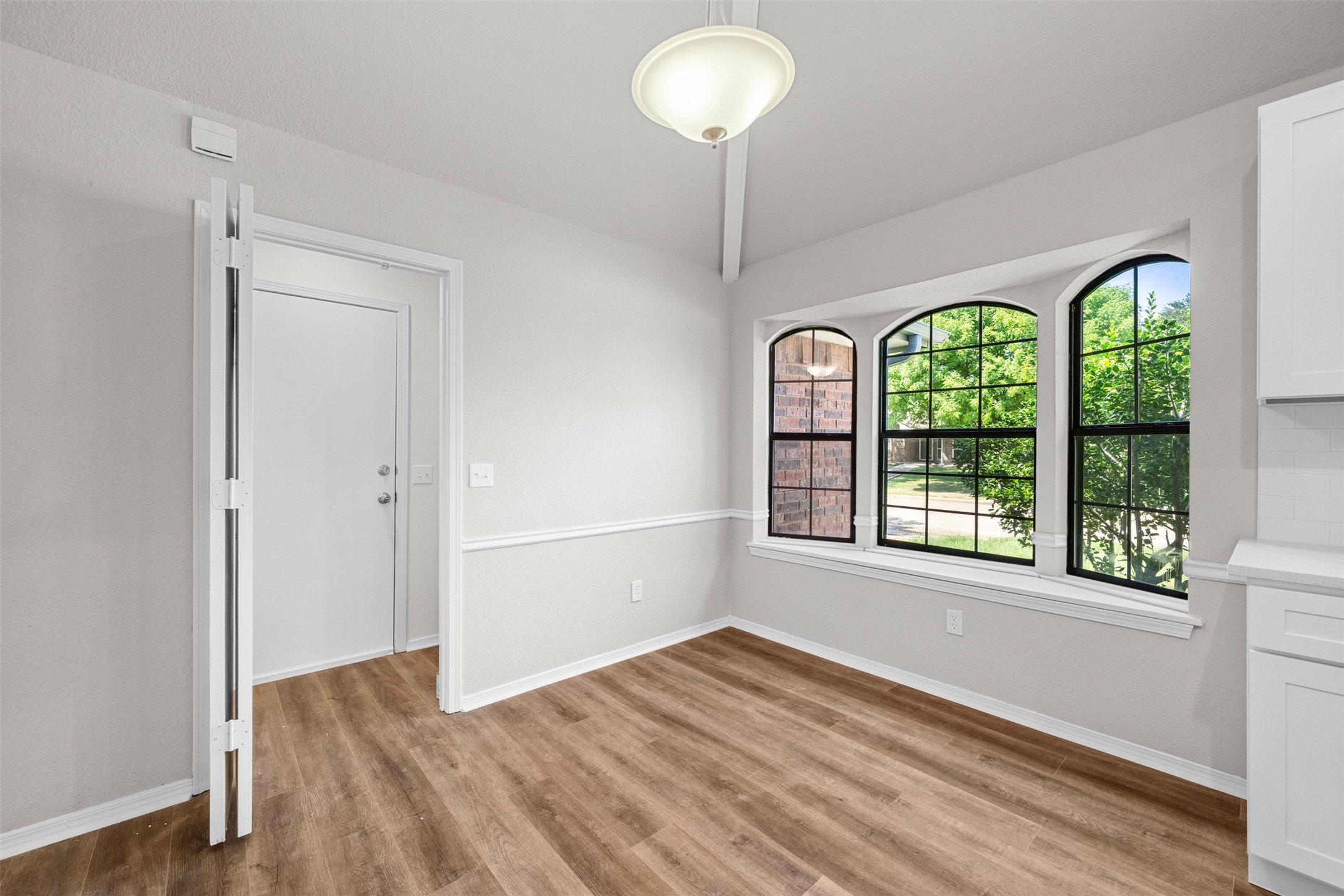 515 N Winding Oaks Drive