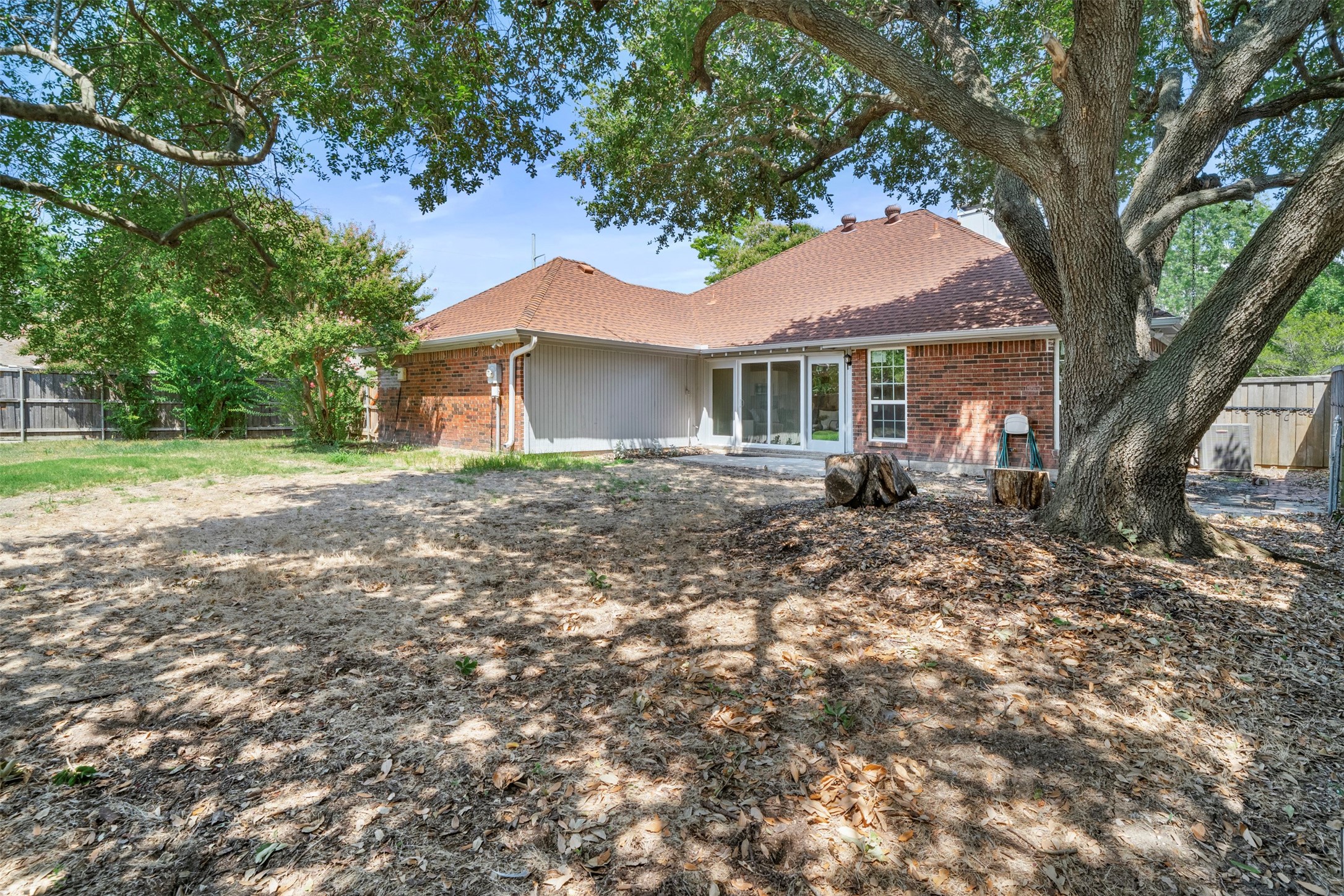 515 N Winding Oaks Drive