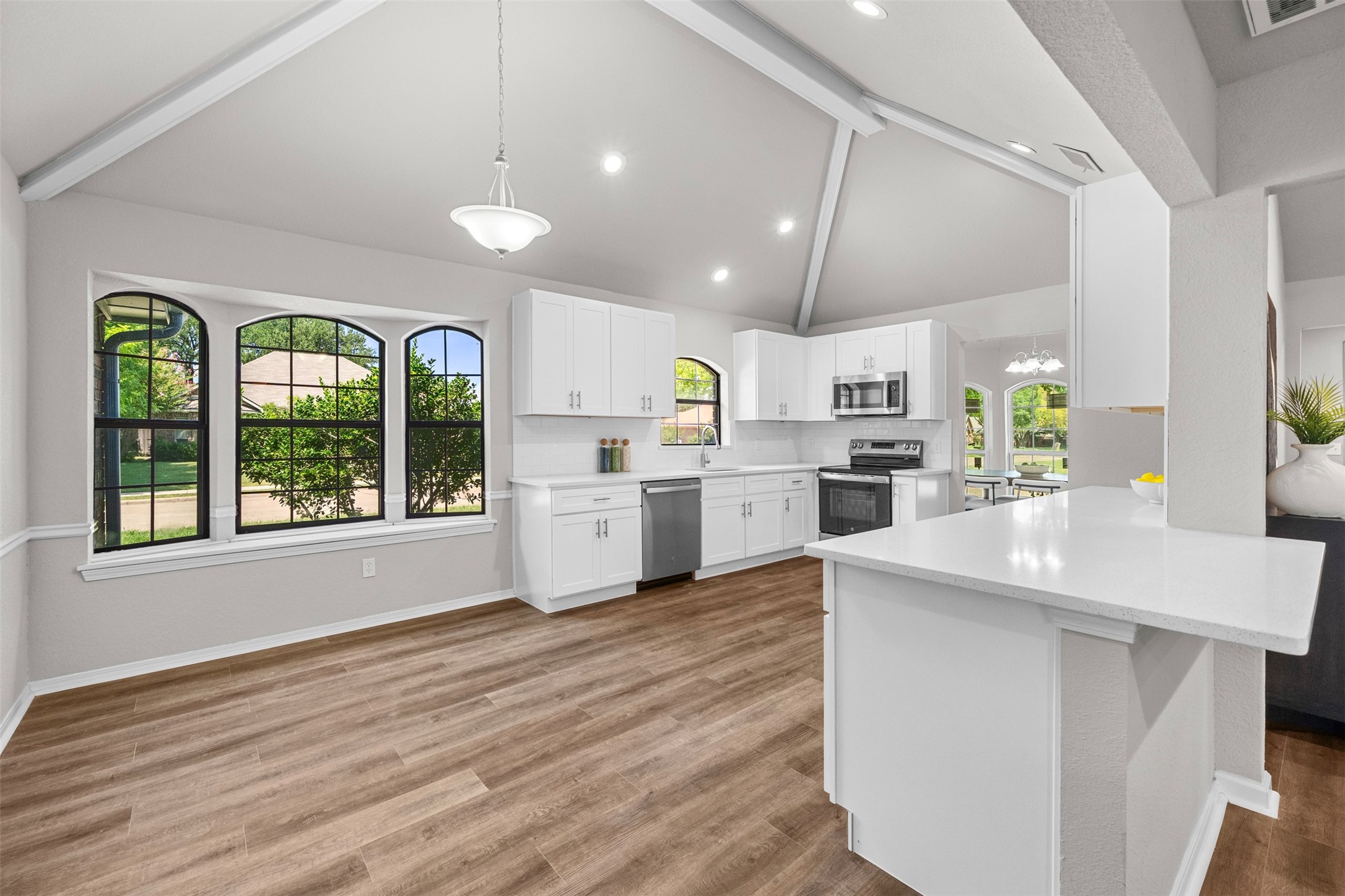 515 N Winding Oaks Drive