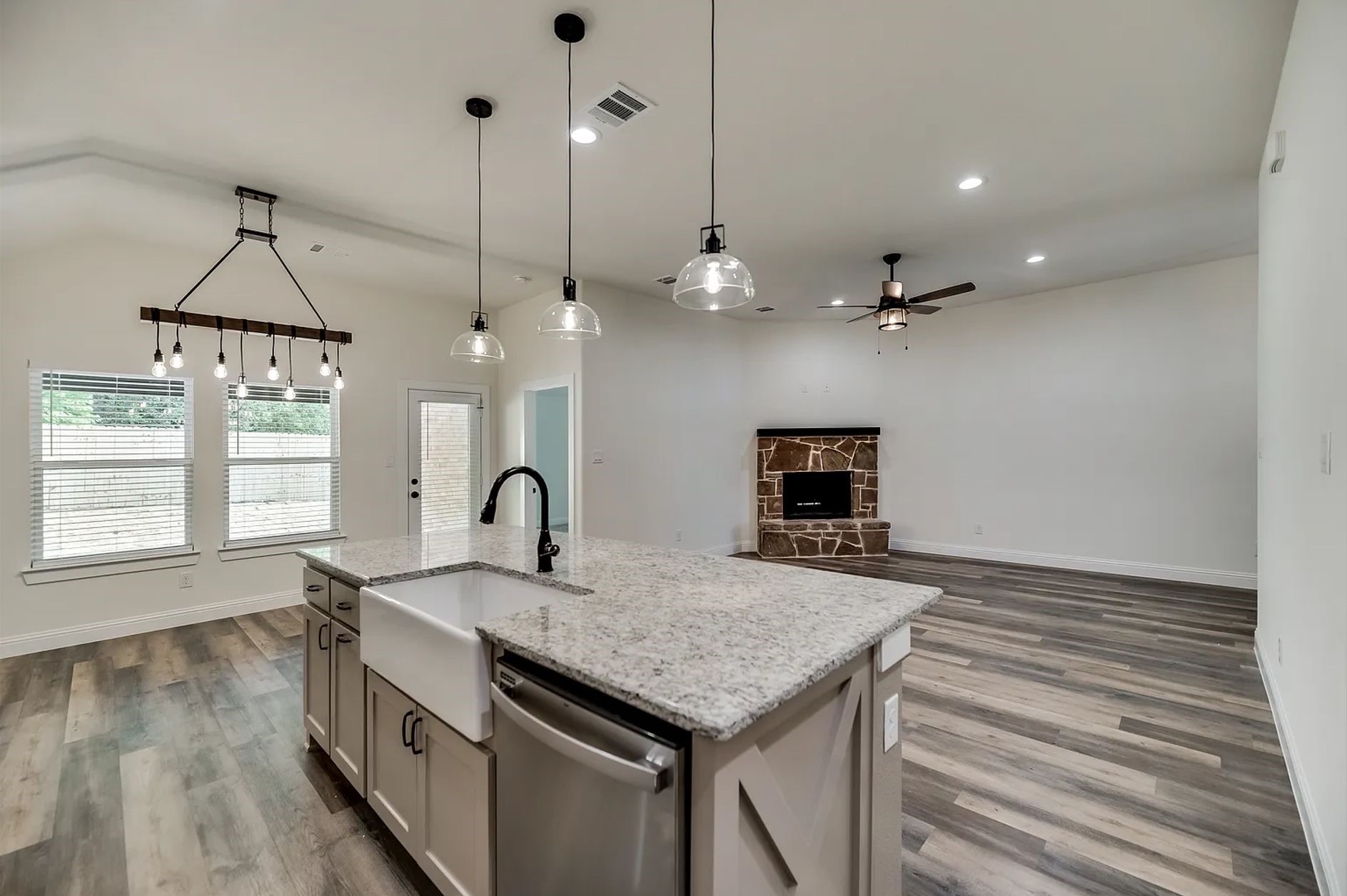 4802 Elite Drive