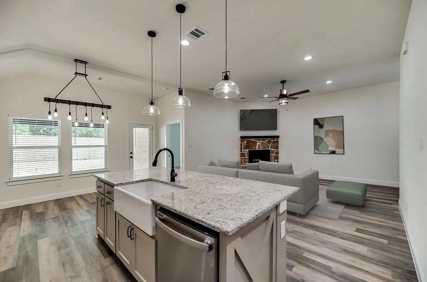 4802 Elite Drive
