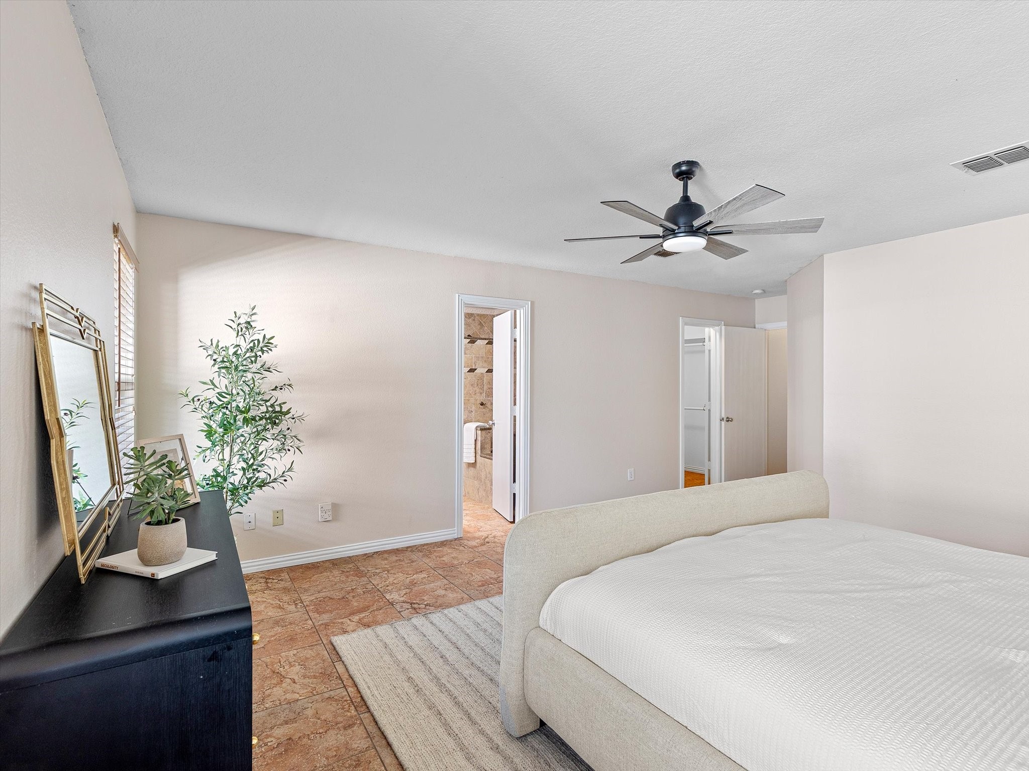 4500 Cedar Crest Drive