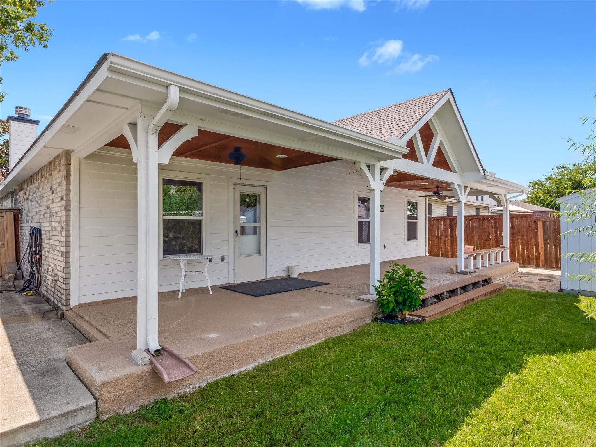 4500 Cedar Crest Drive