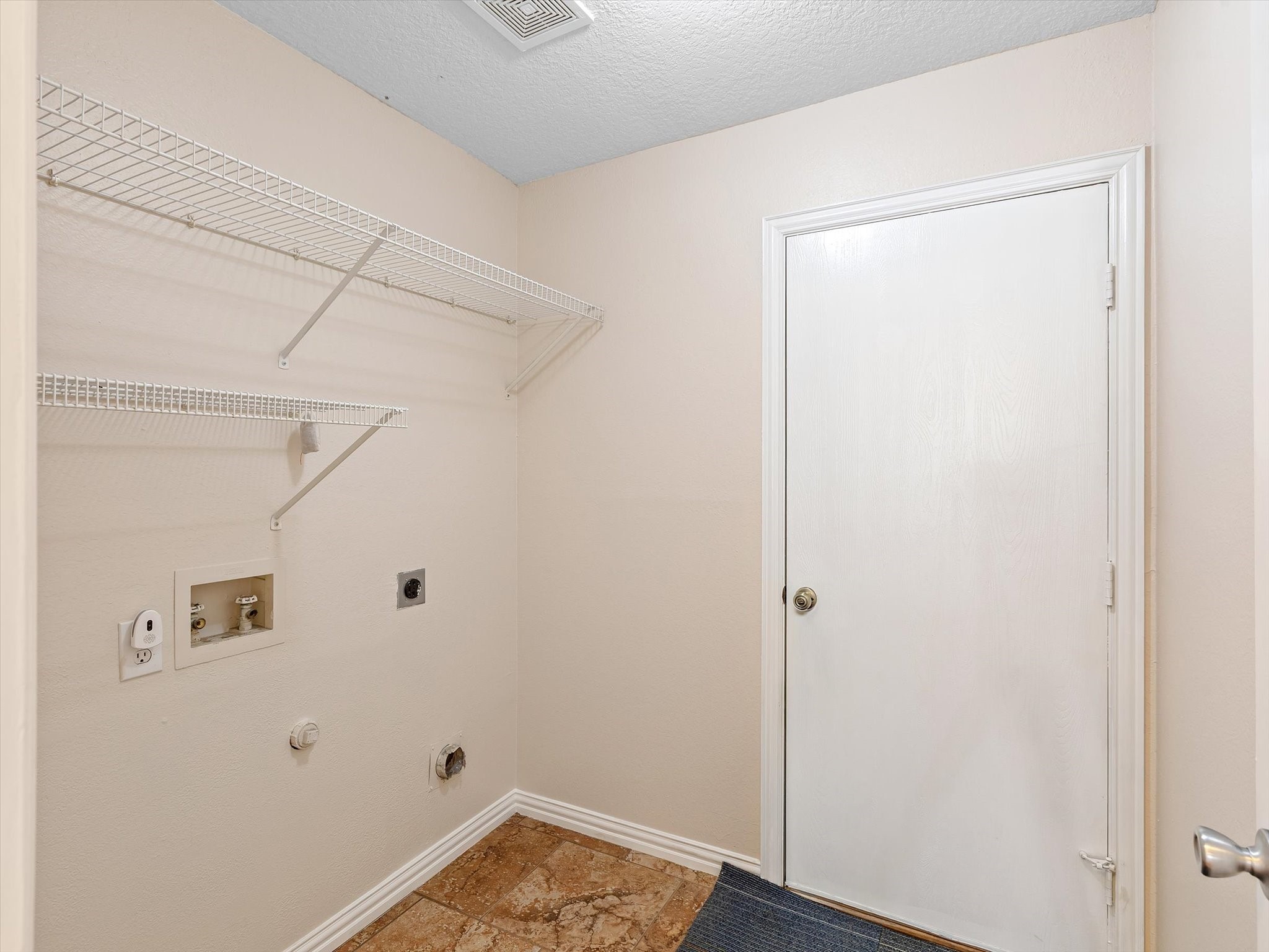 4500 Cedar Crest Drive