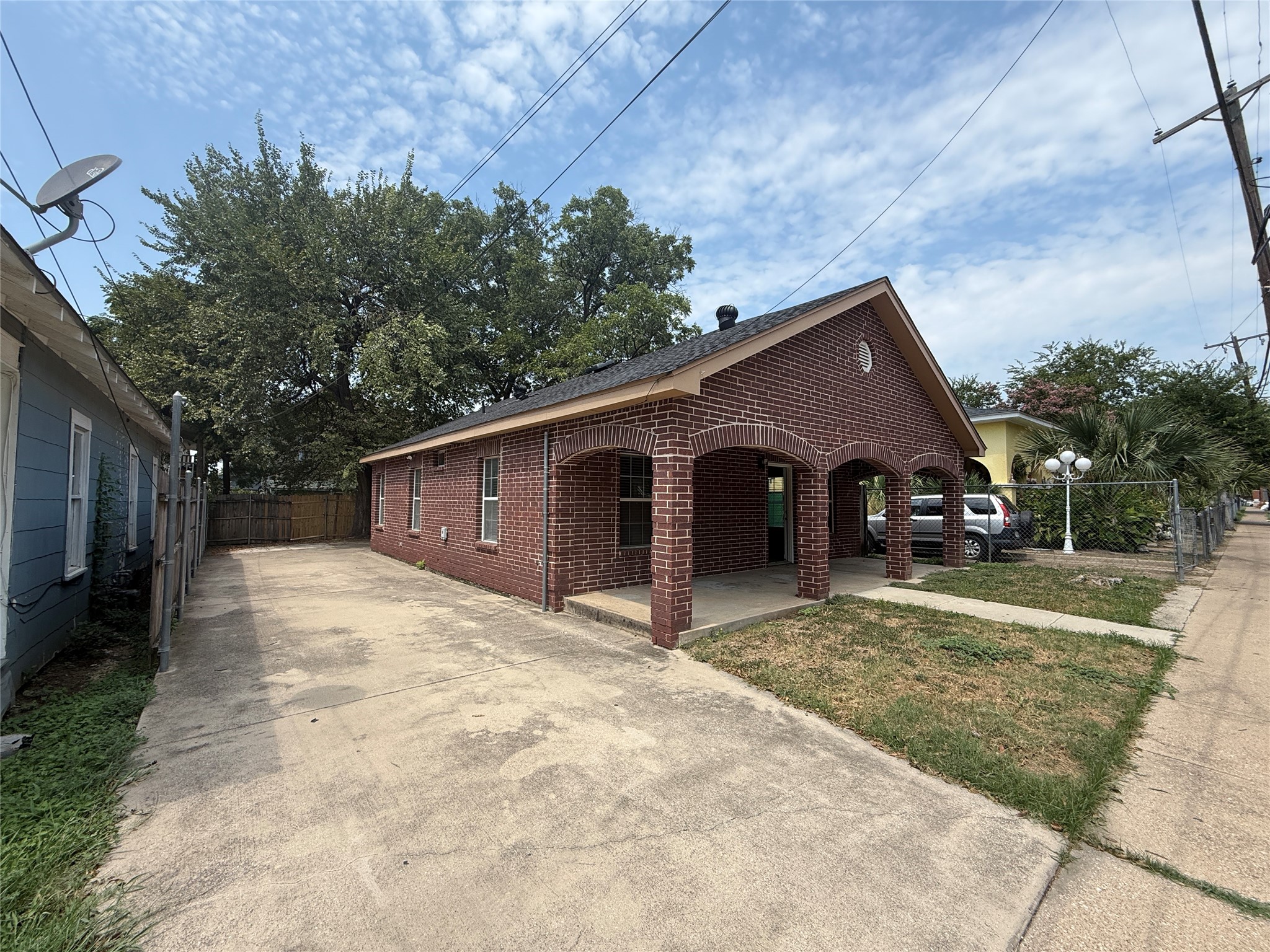 1916 Grainger Street