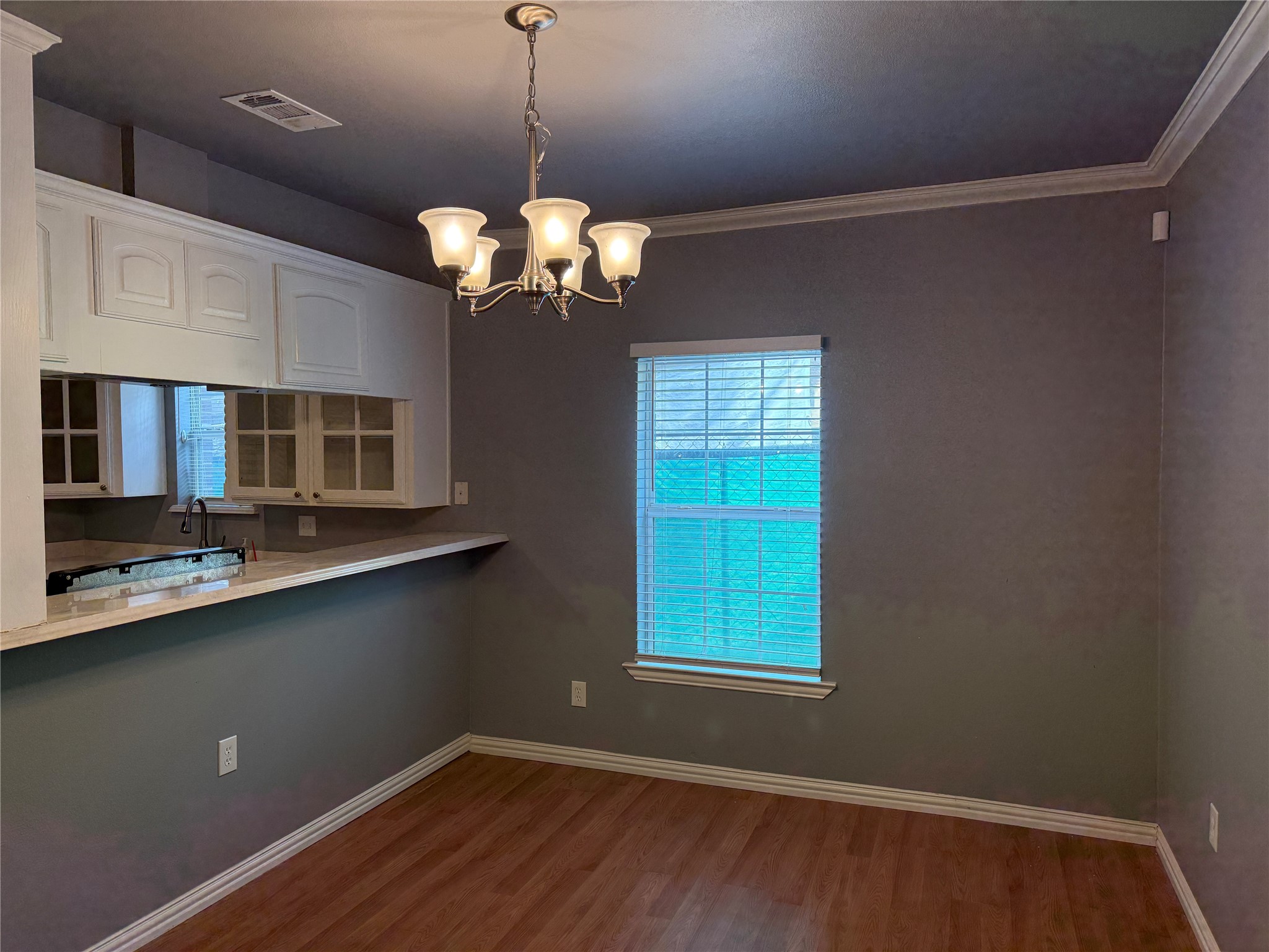 1916 Grainger Street