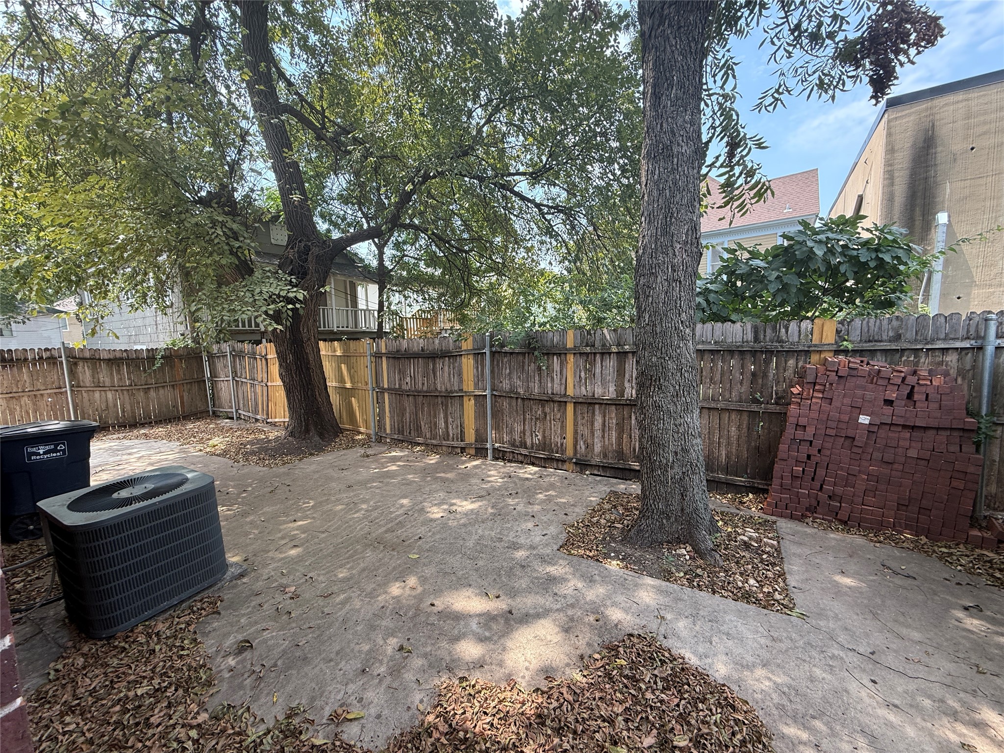 1916 Grainger Street