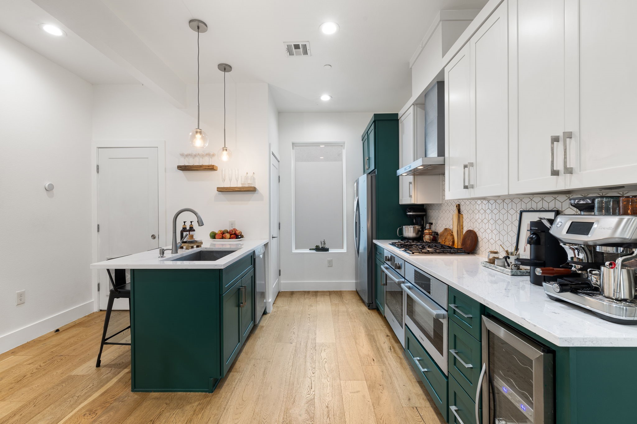 2222 Moser Avenue 103