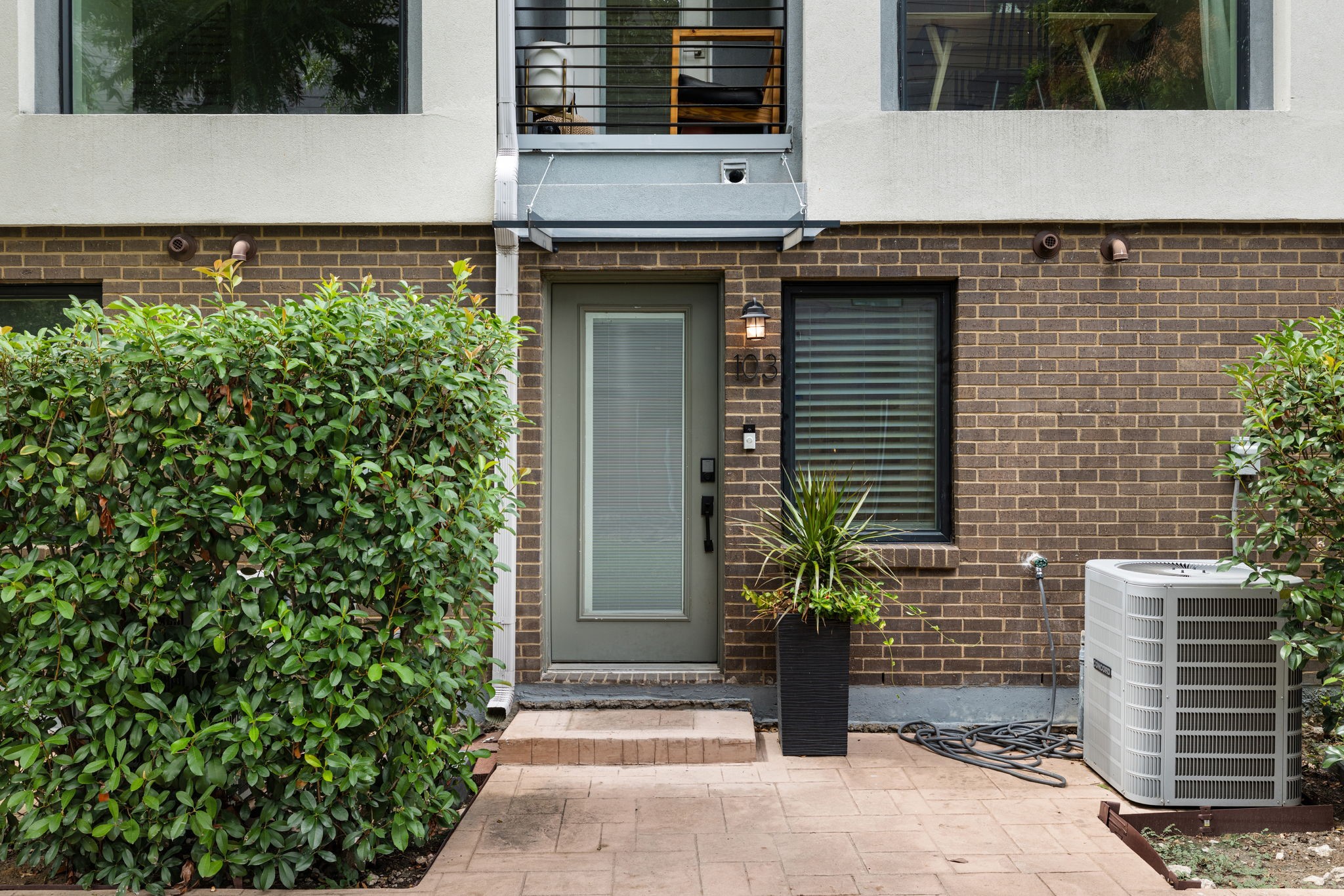 2222 Moser Avenue 103