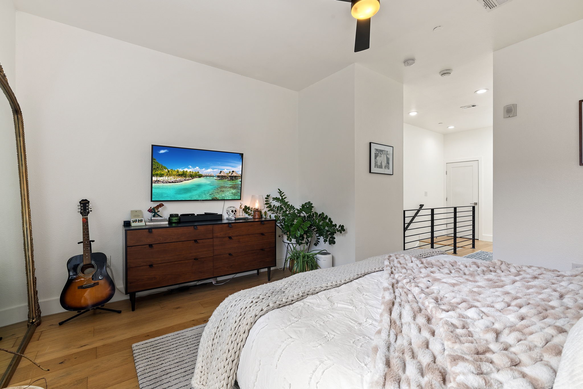 2222 Moser Avenue 103