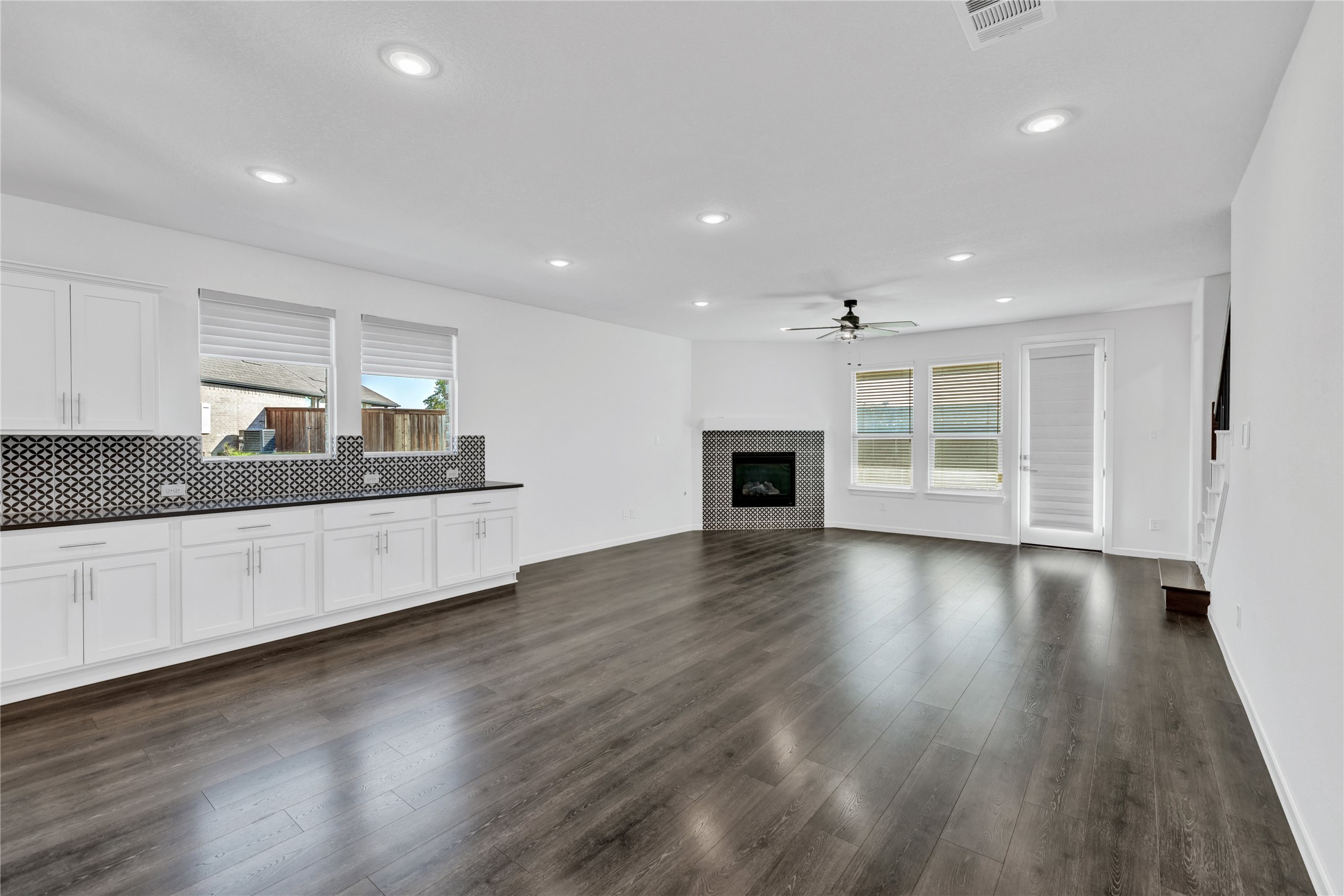 3904 Starlight Creek Drive