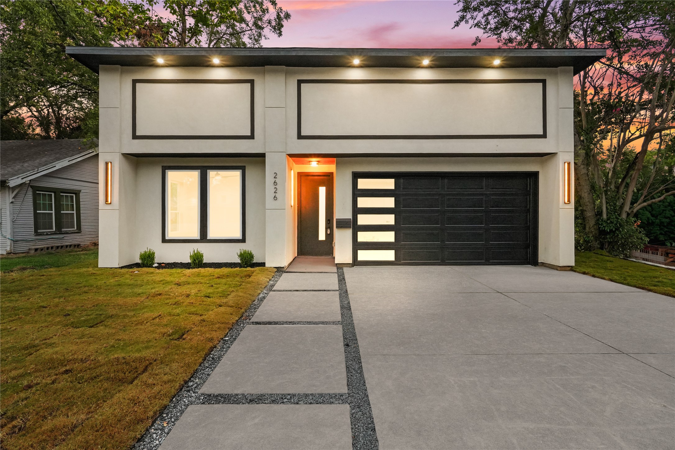 2626 Southland Street