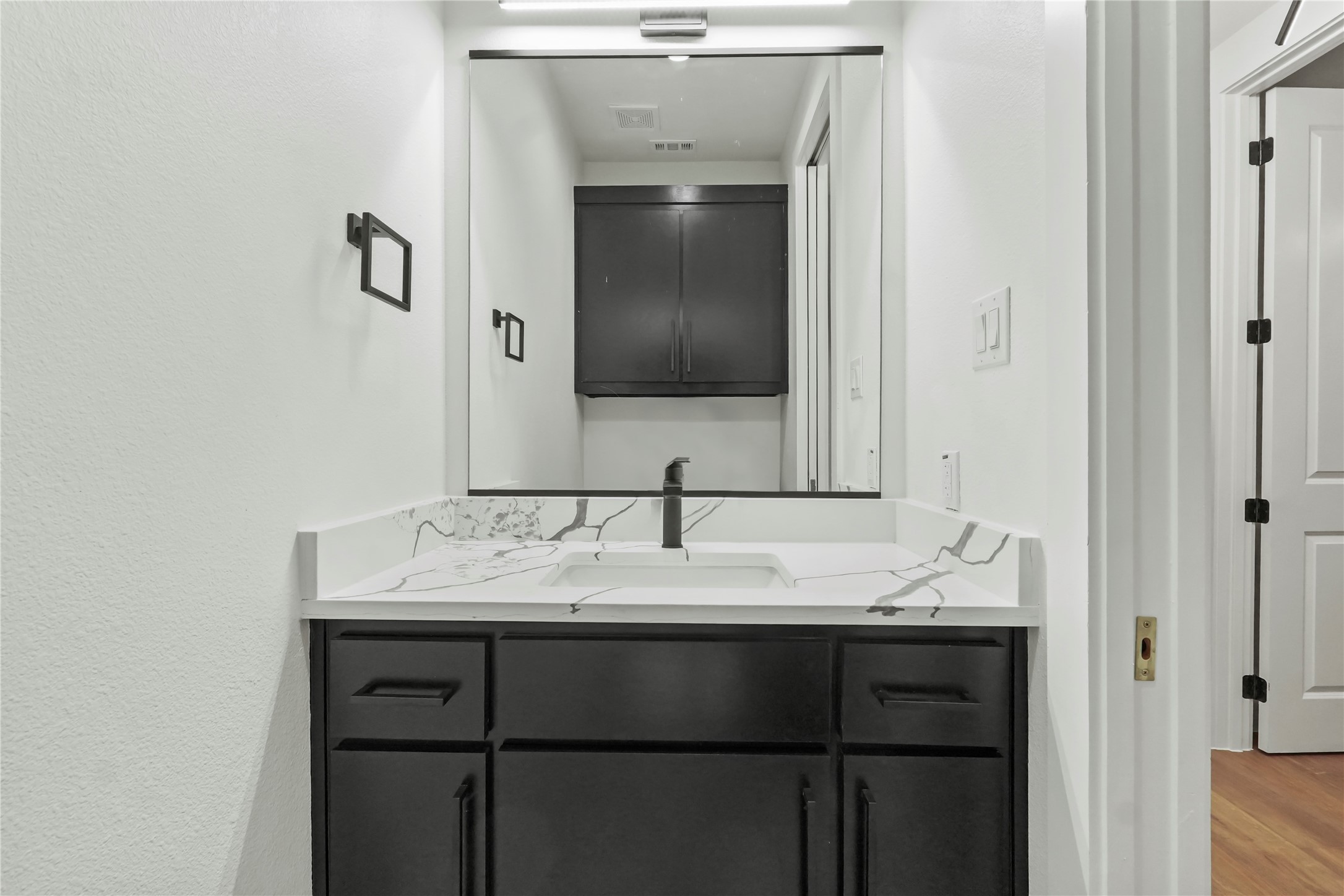 2626 Southland Street