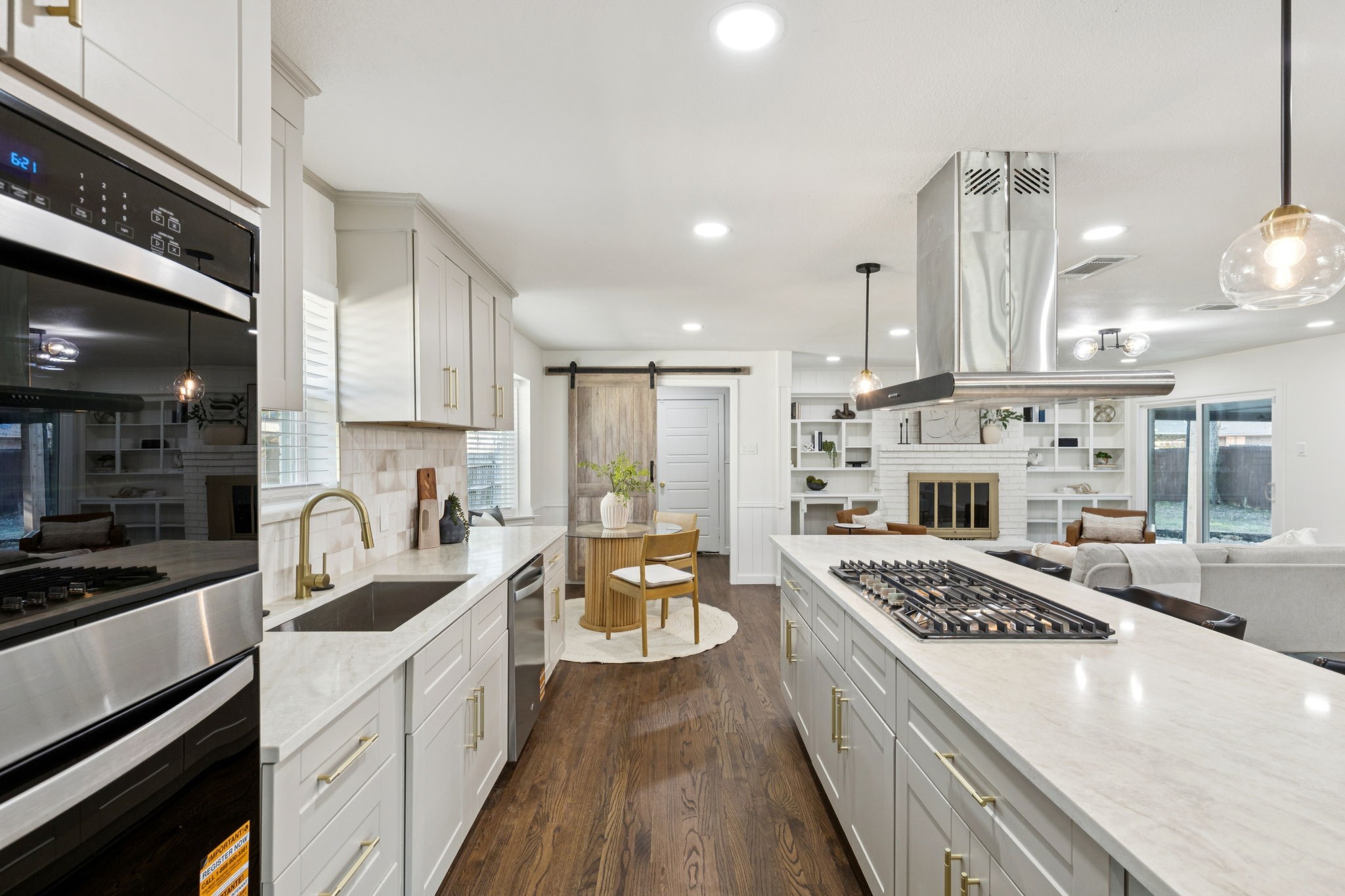 5509 Enchanted Lane